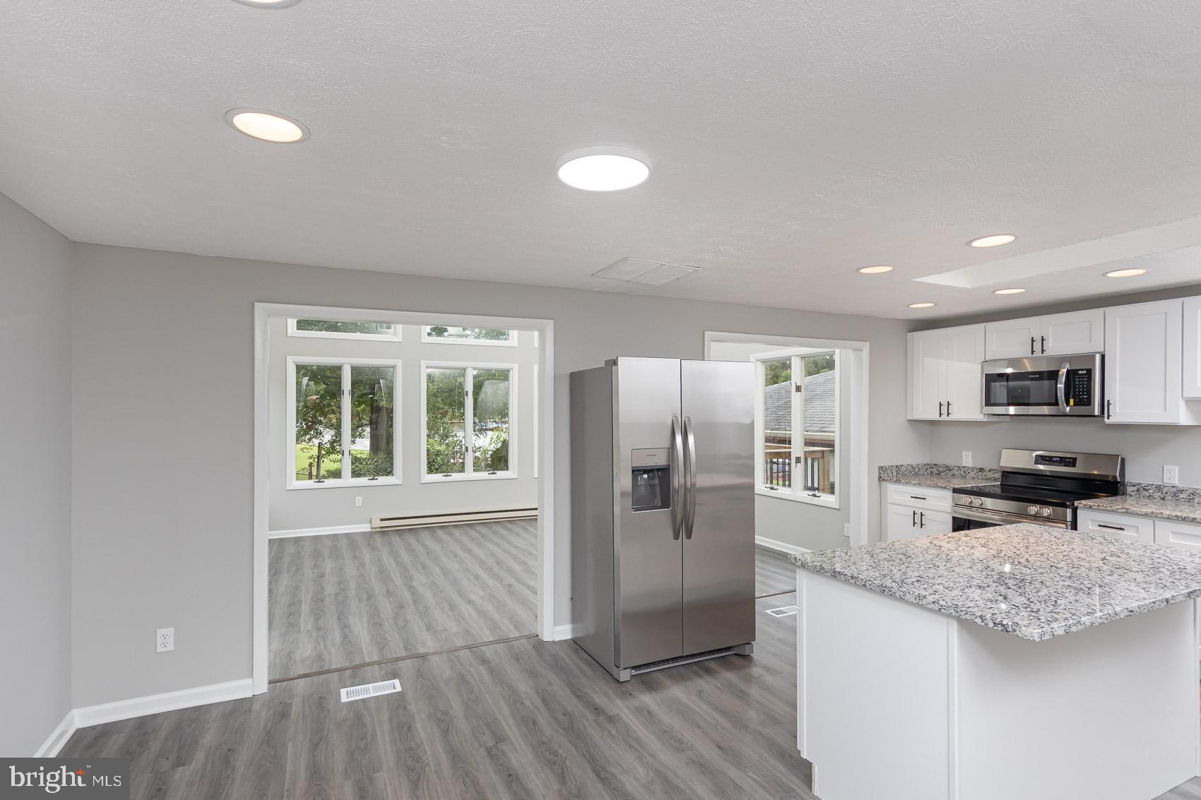 RUMSEY ISLAND - Residential