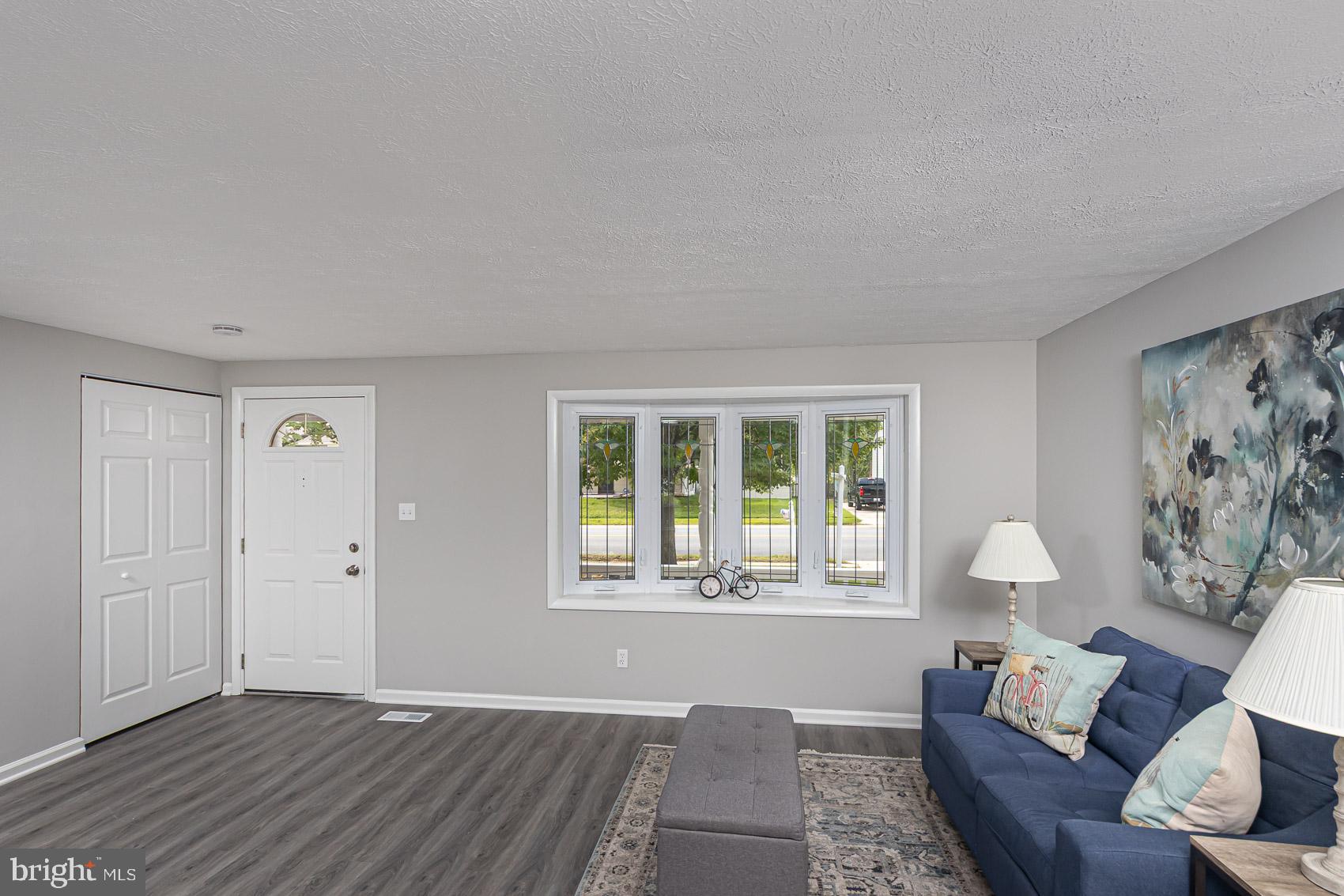 RUMSEY ISLAND - Residential