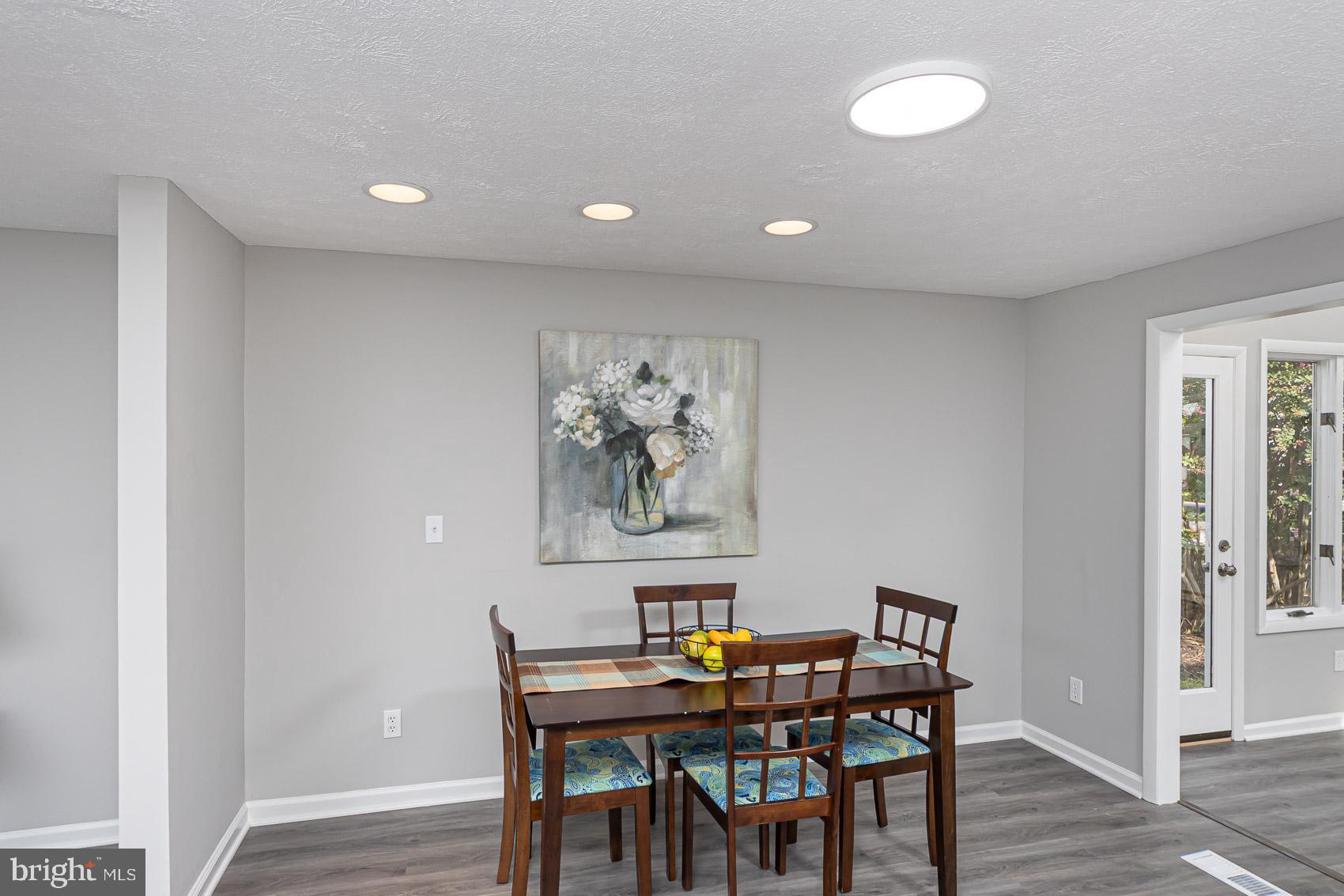 RUMSEY ISLAND - Residential