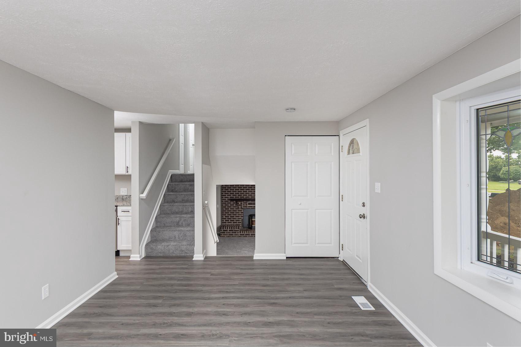 RUMSEY ISLAND - Residential