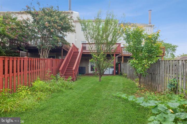 ELIZABETHS LANDING - Residential