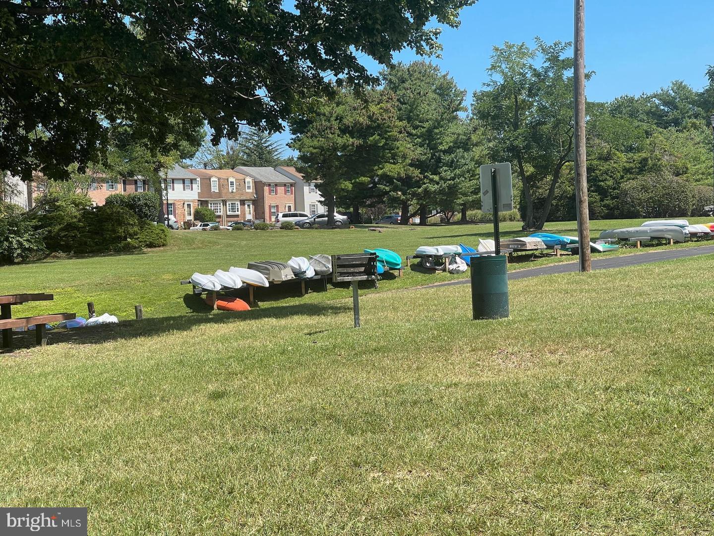 ELIZABETHS LANDING - Residential