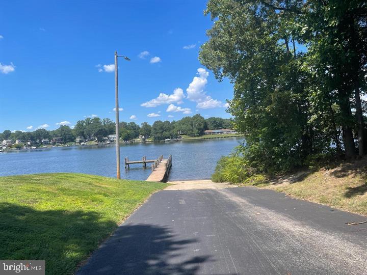 ELIZABETHS LANDING - Residential