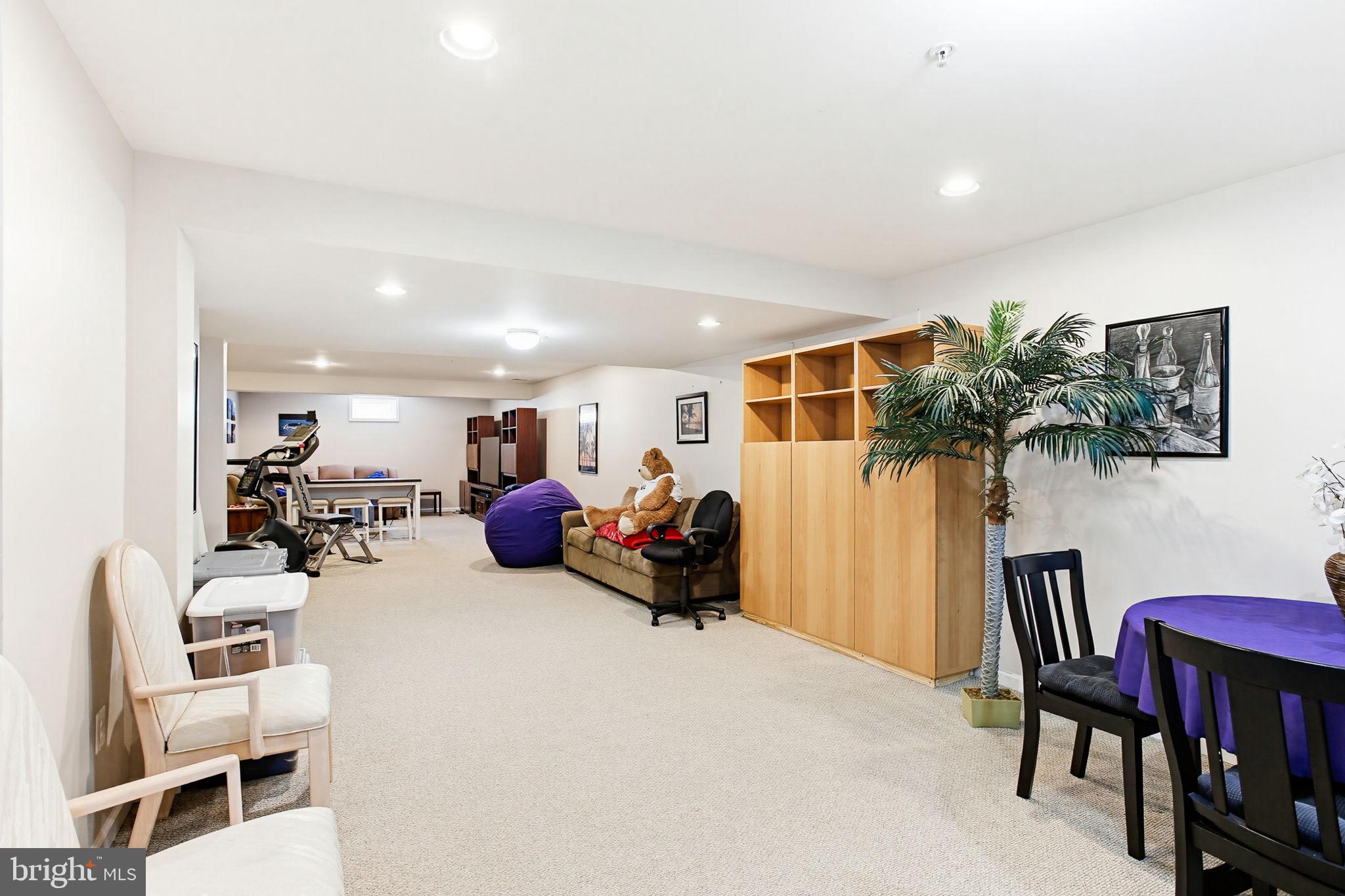 HEARTHSTONE AT ROCKBURN - Residential