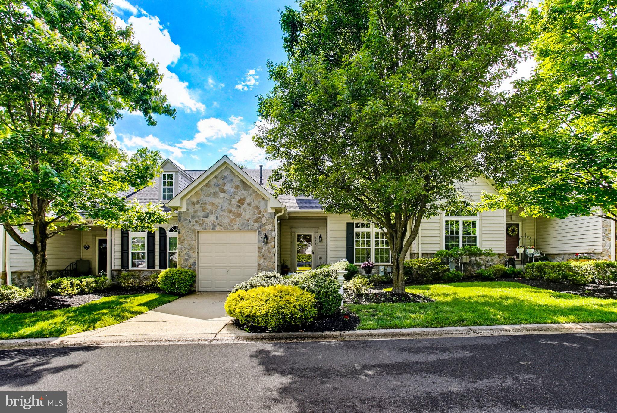 HEARTHSTONE AT ROCKBURN - Residential