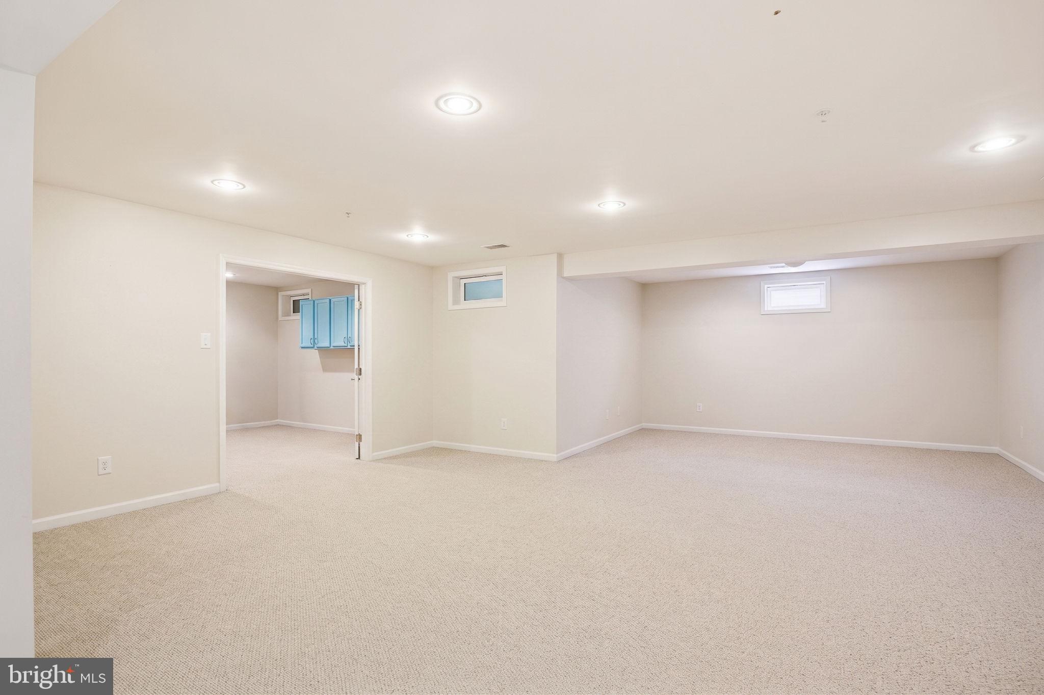 HEARTHSTONE AT ROCKBURN - Residential