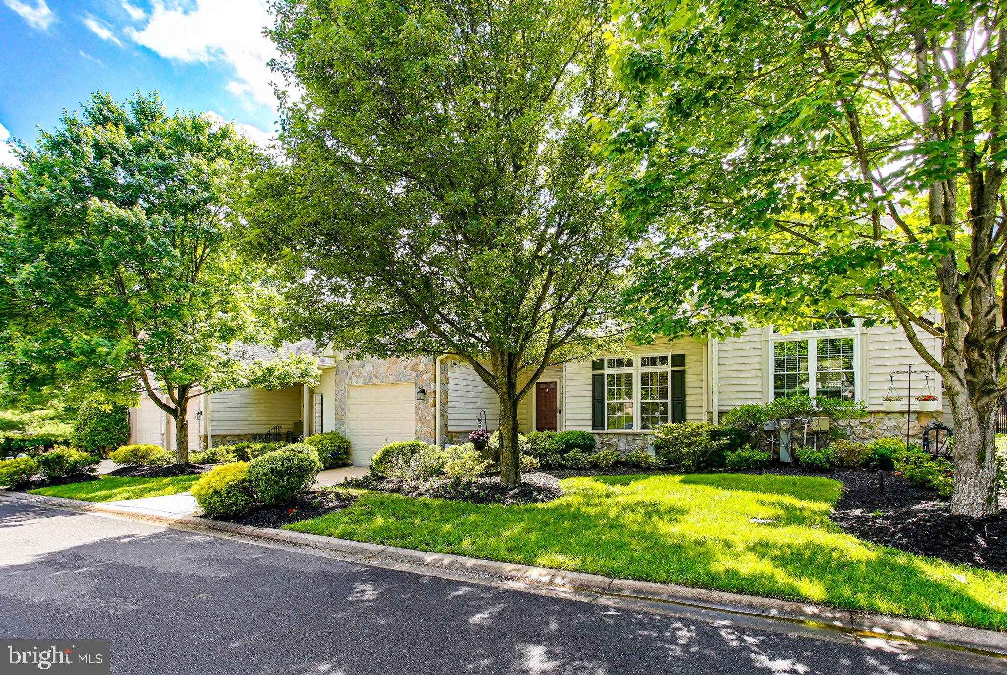 HEARTHSTONE AT ROCKBURN - Residential