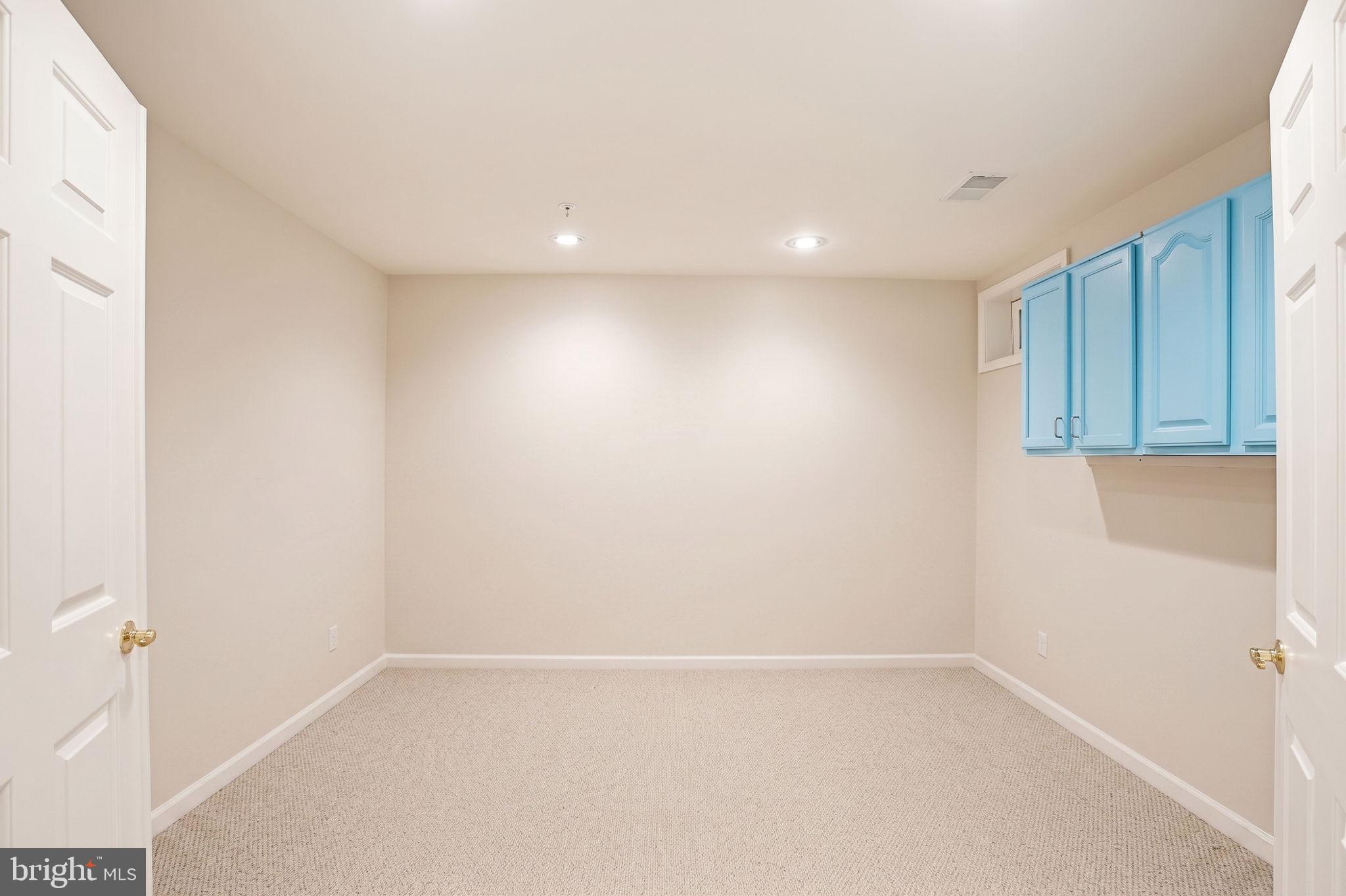 HEARTHSTONE AT ROCKBURN - Residential