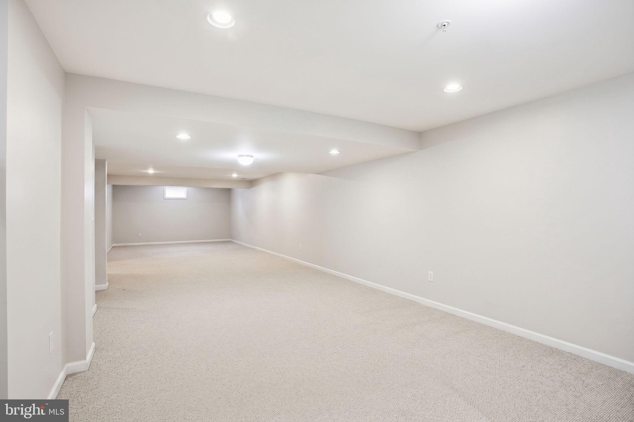 HEARTHSTONE AT ROCKBURN - Residential