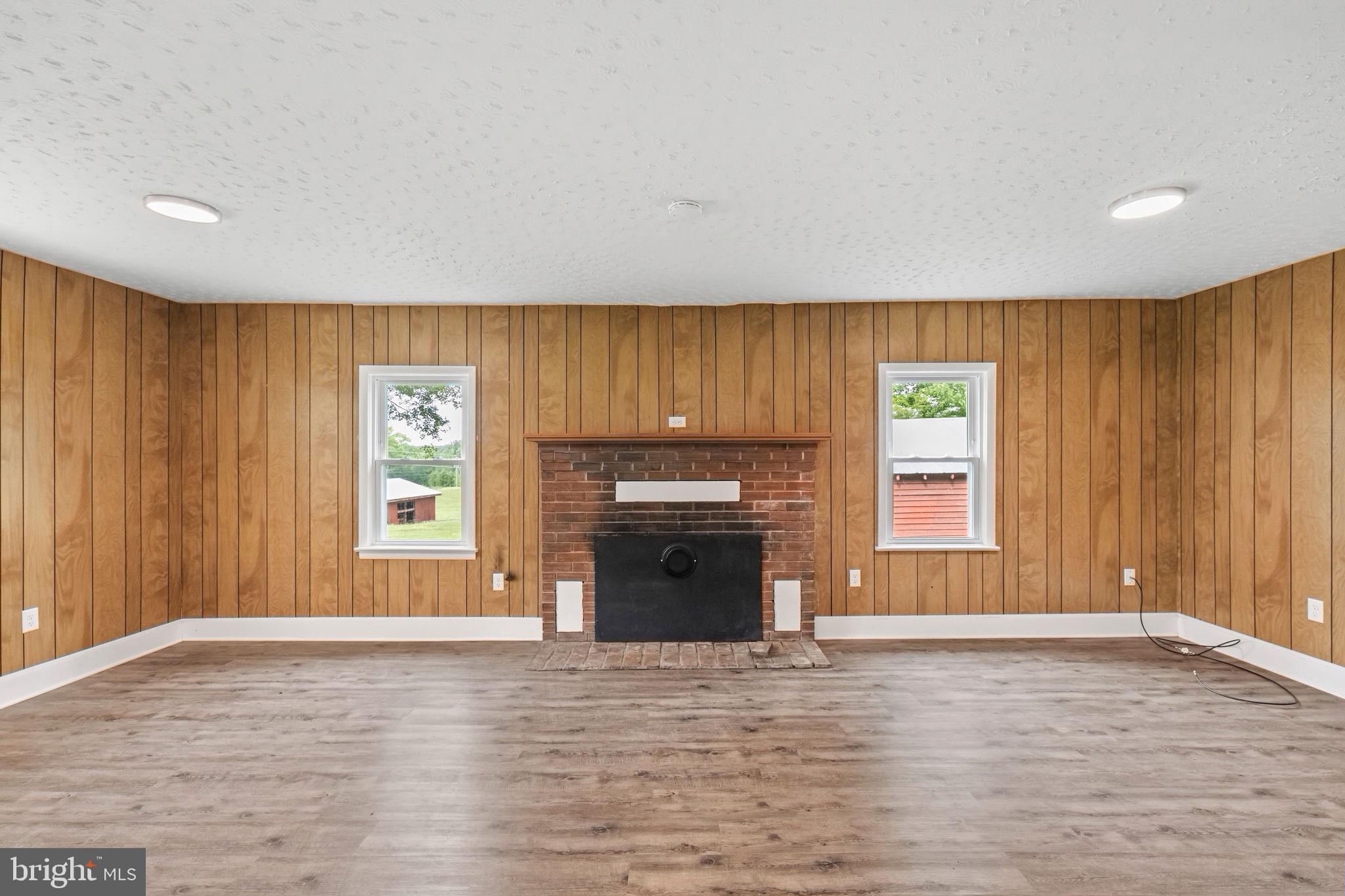 1457 CALEDON ROAD