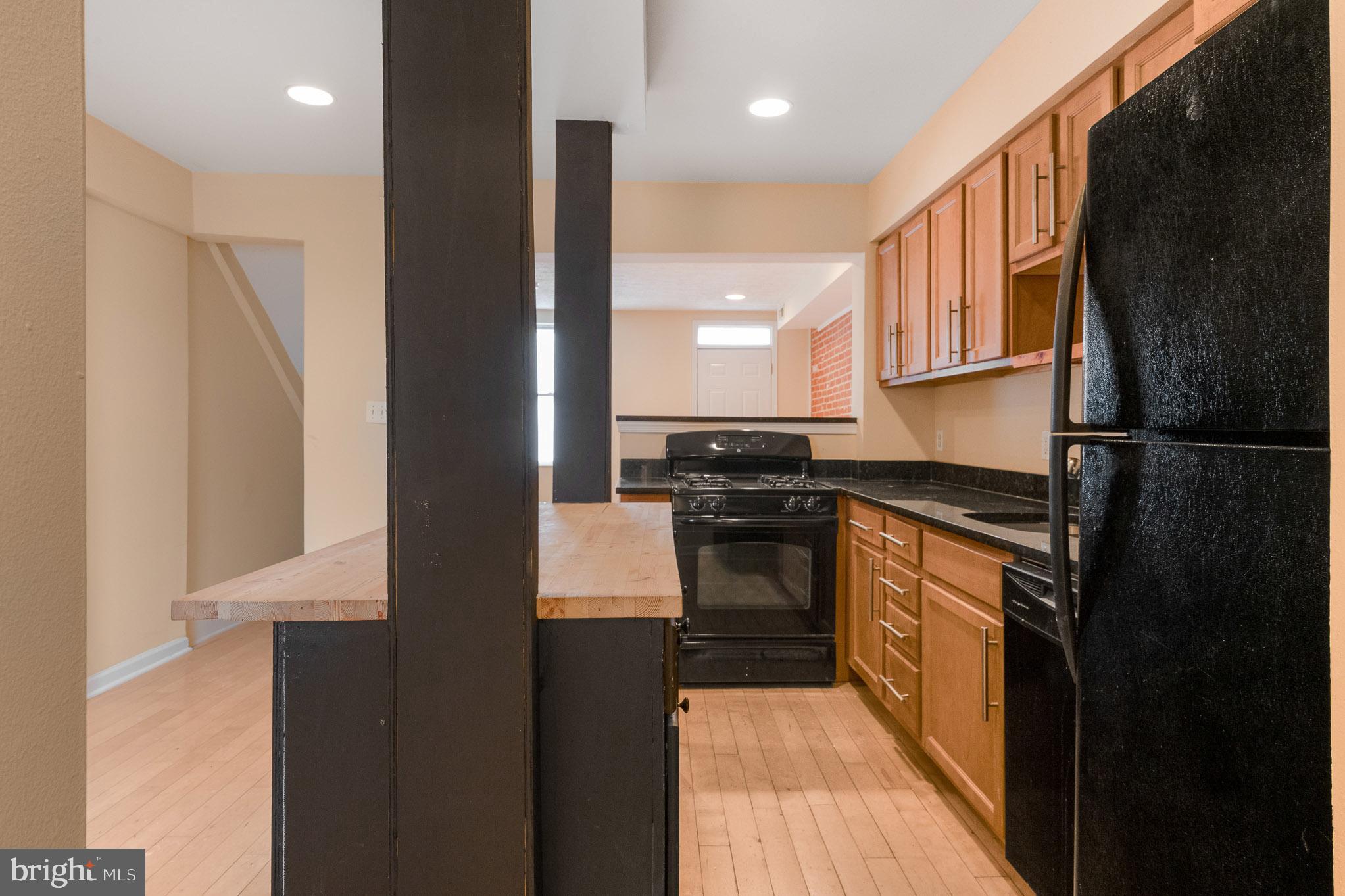 HOLLINS MARKET - Residential