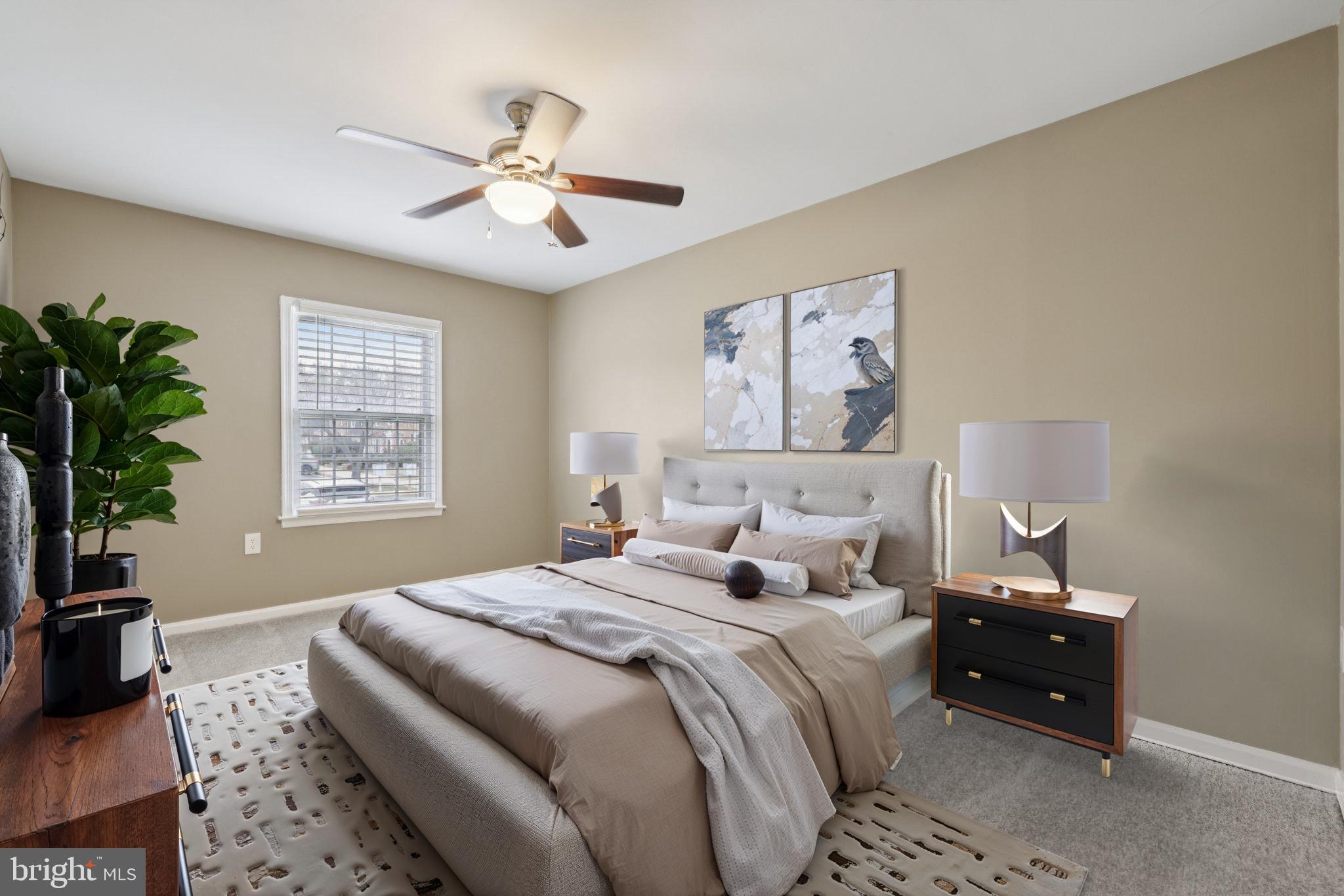 WHISKEY BOTTOM SQUARE - Residential