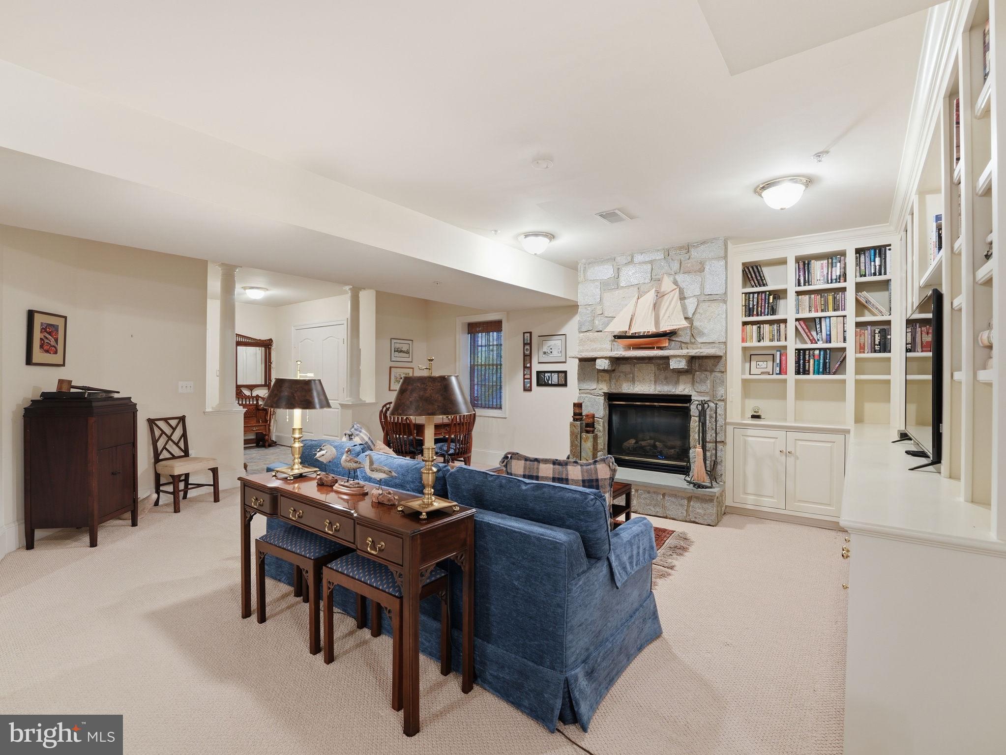 EVANS FARM - Residential