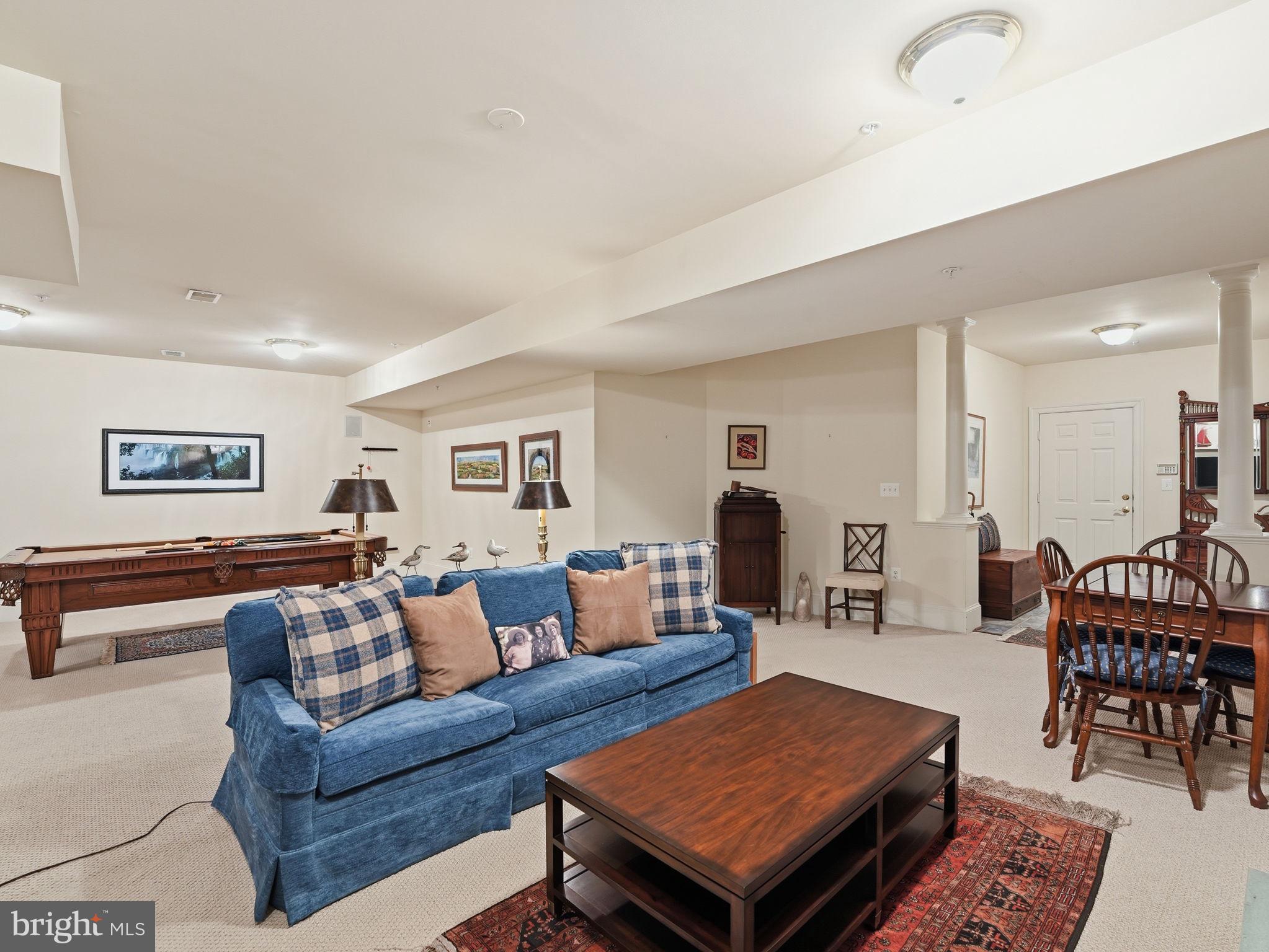 EVANS FARM - Residential