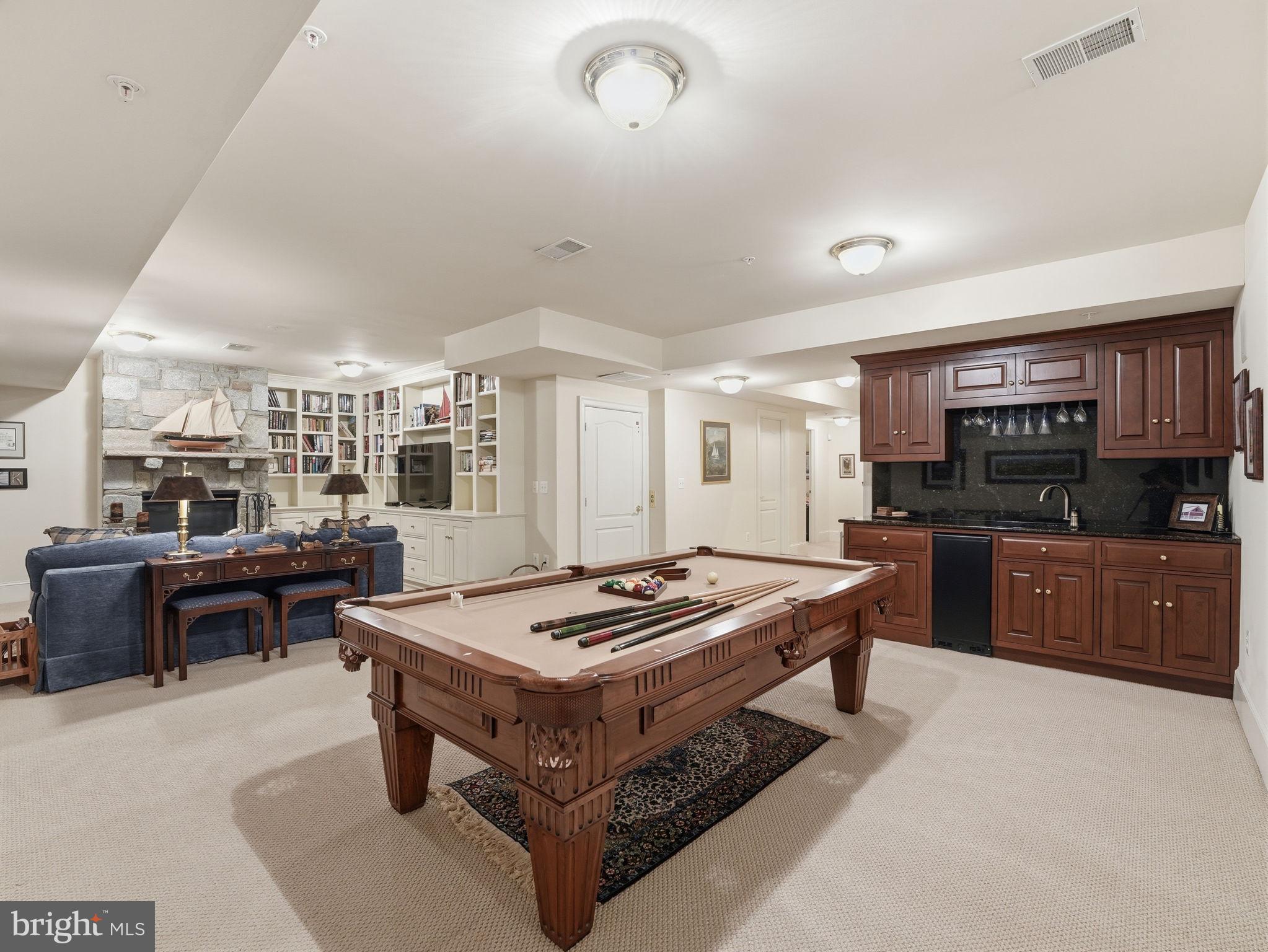 EVANS FARM - Residential