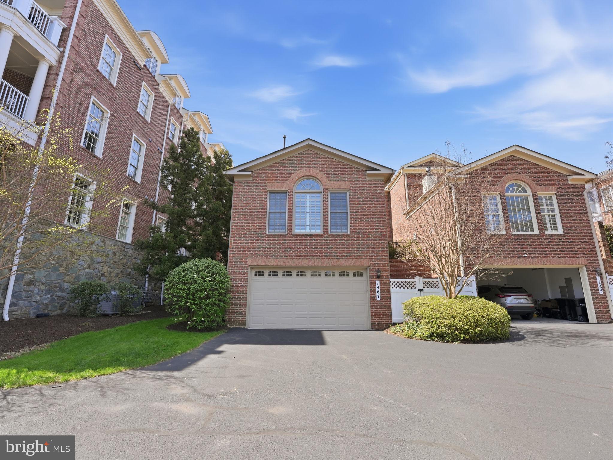 EVANS FARM - Residential