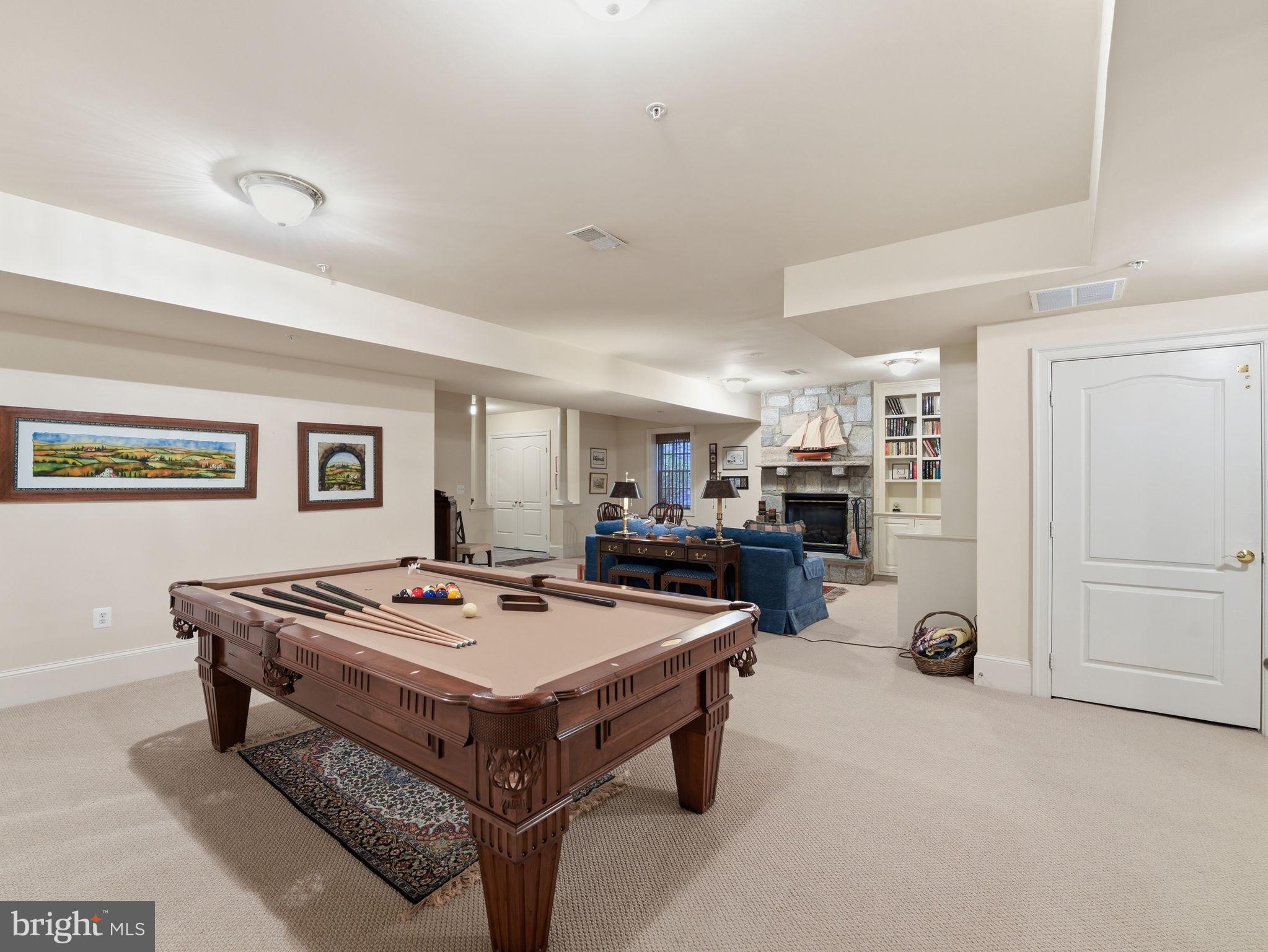 EVANS FARM - Residential