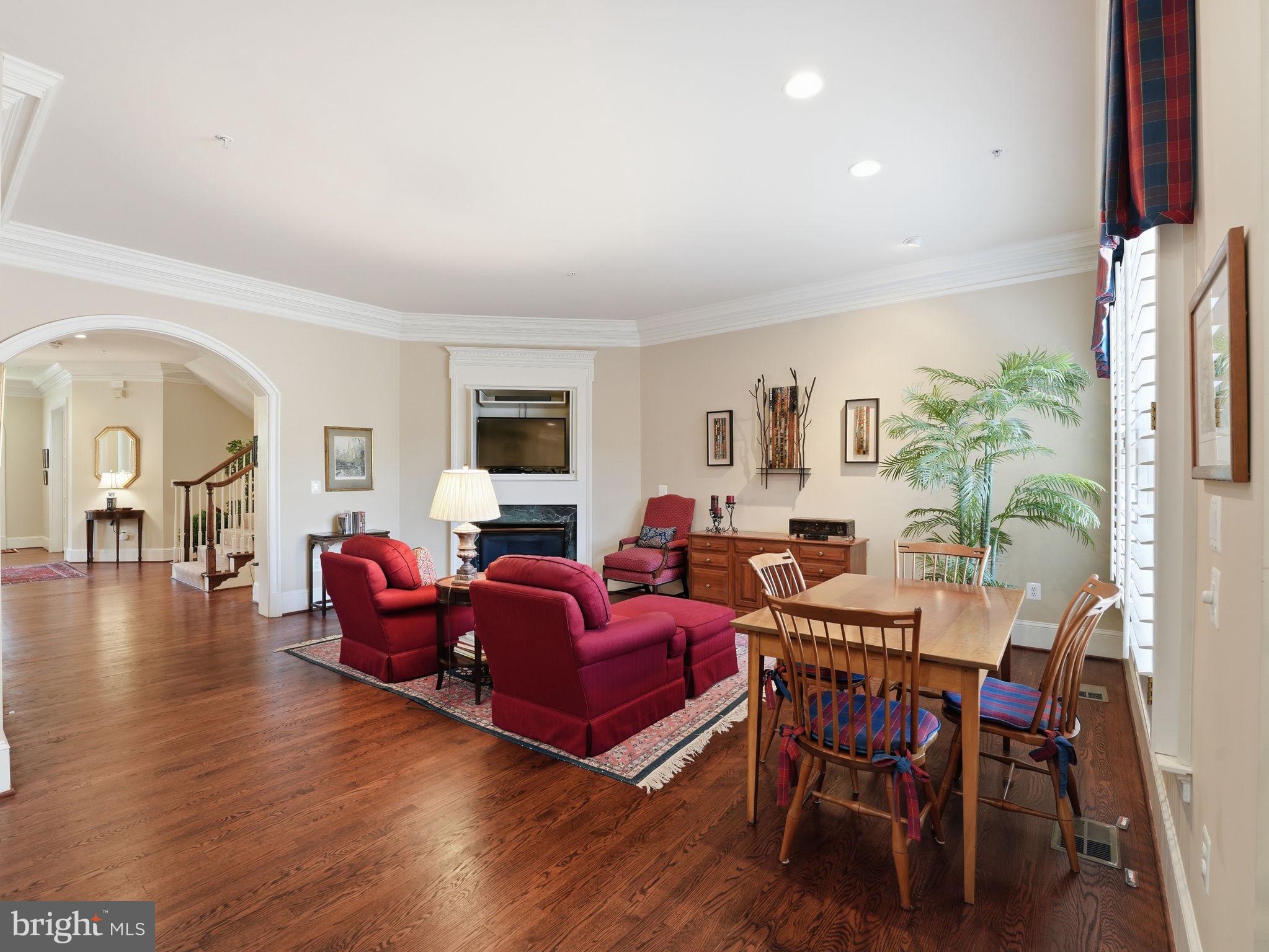 EVANS FARM - Residential