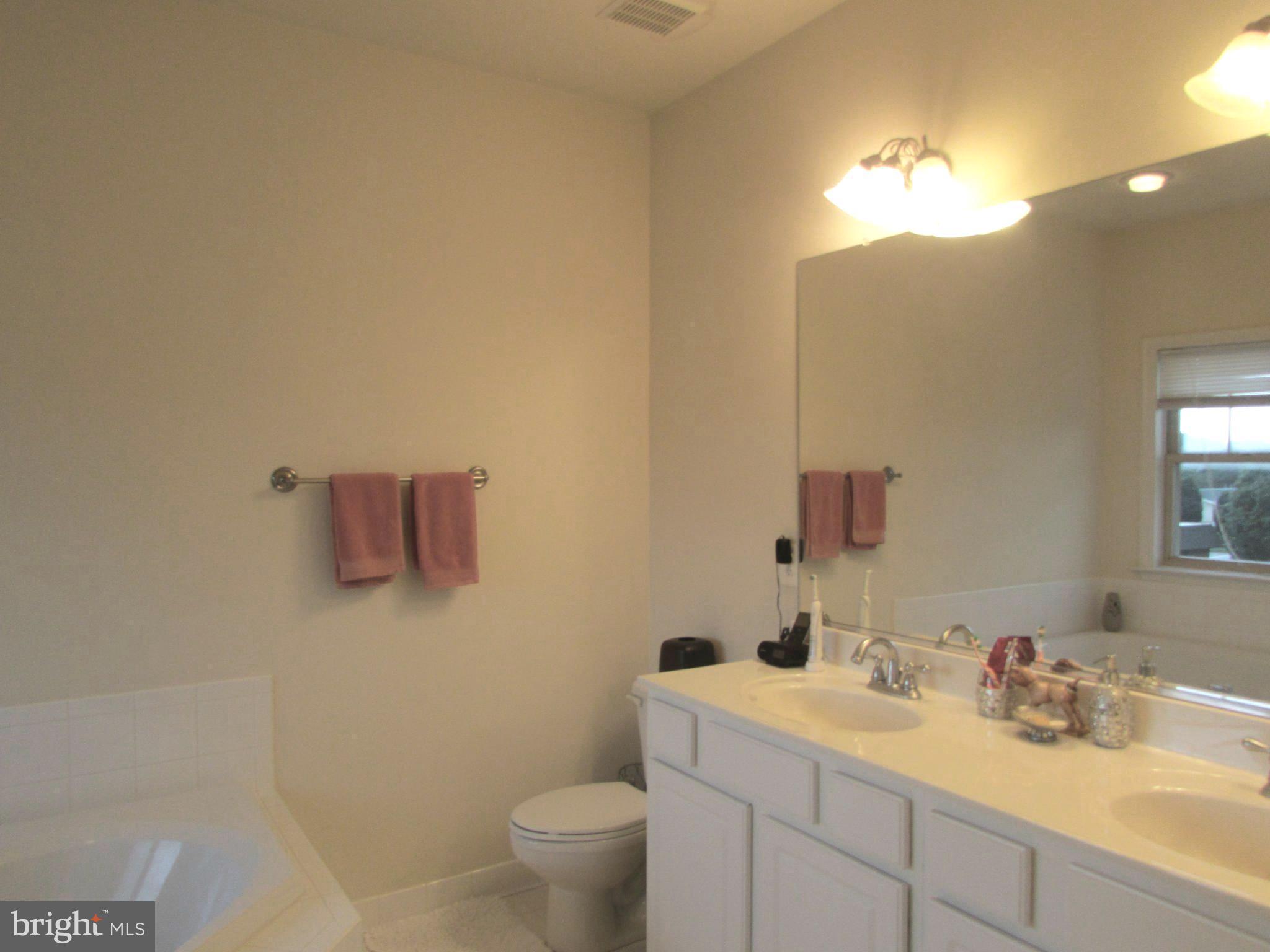 CROFTON VALLEY - Residential Lease