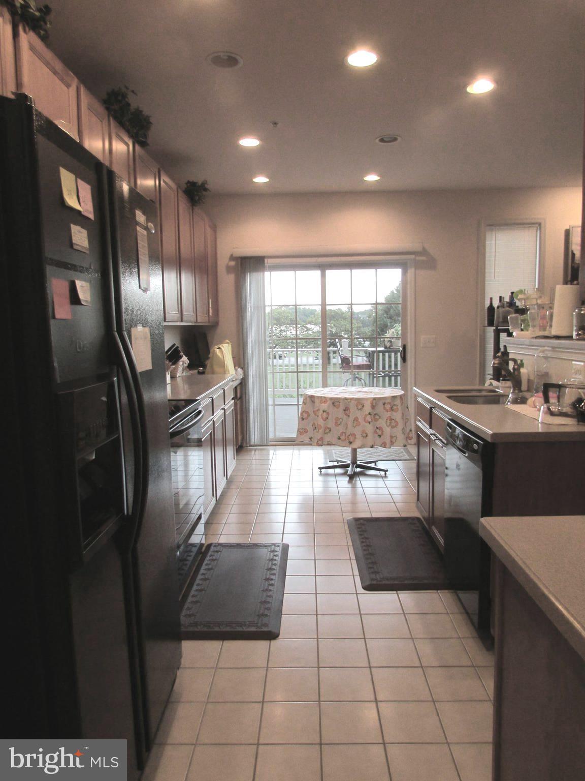 CROFTON VALLEY - Residential Lease