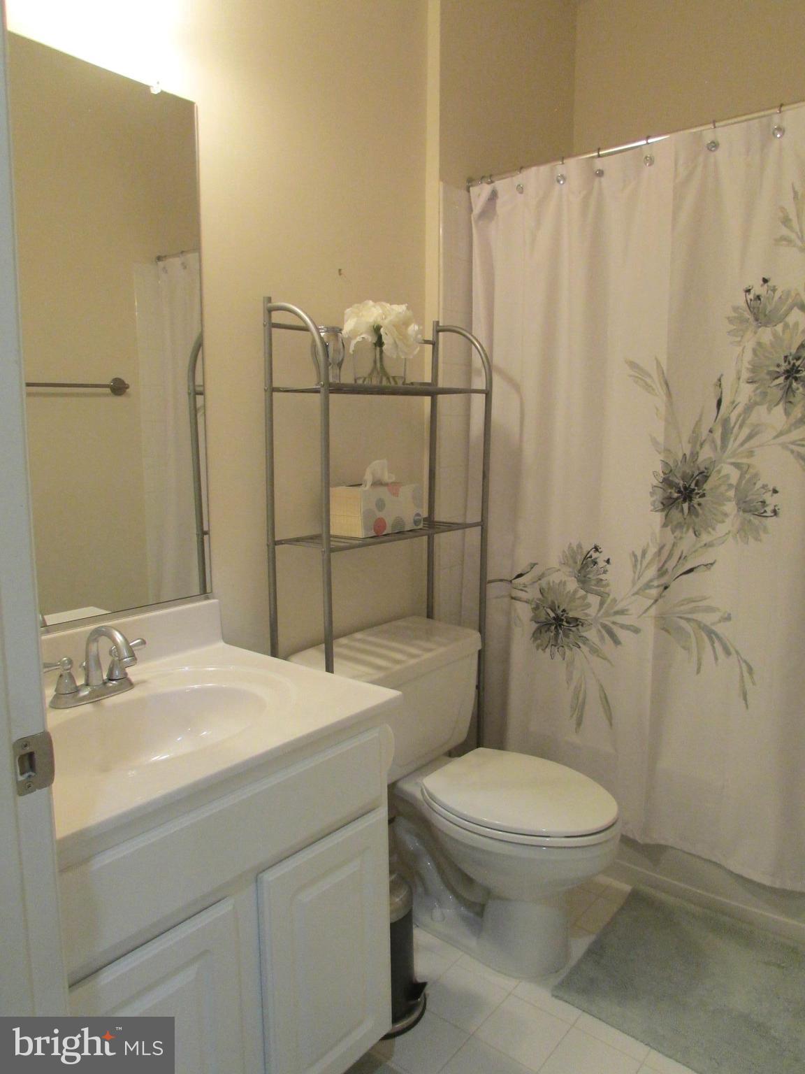 CROFTON VALLEY - Residential Lease