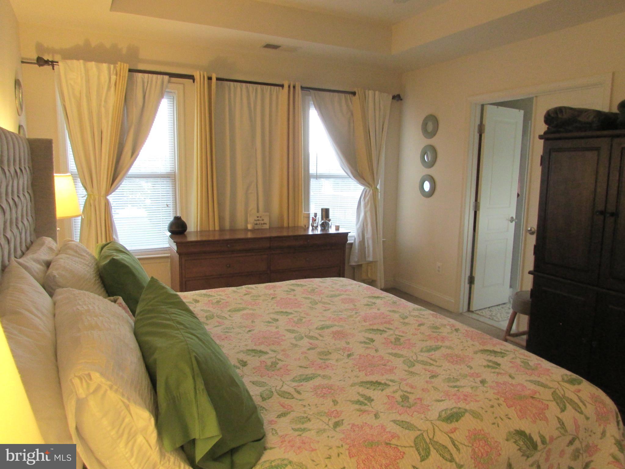 CROFTON VALLEY - Residential Lease