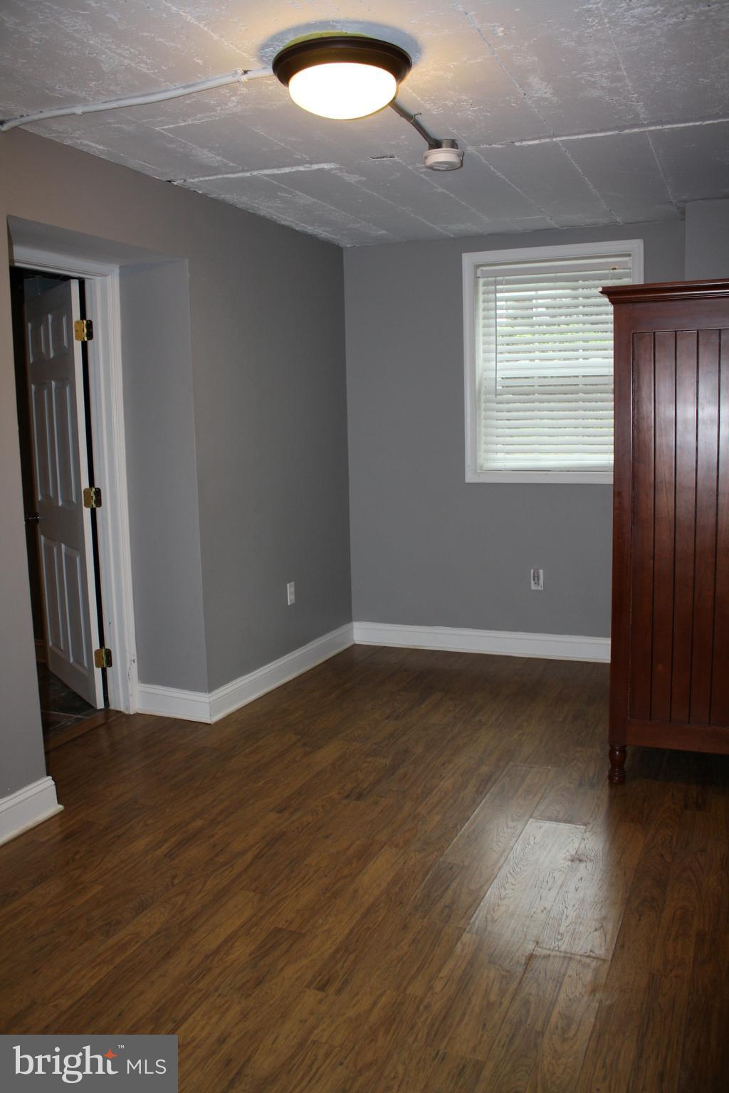 ROSEMONT - Residential Lease