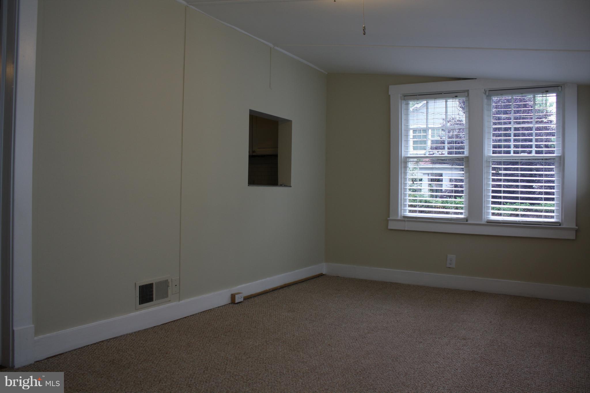 ROSEMONT - Residential Lease