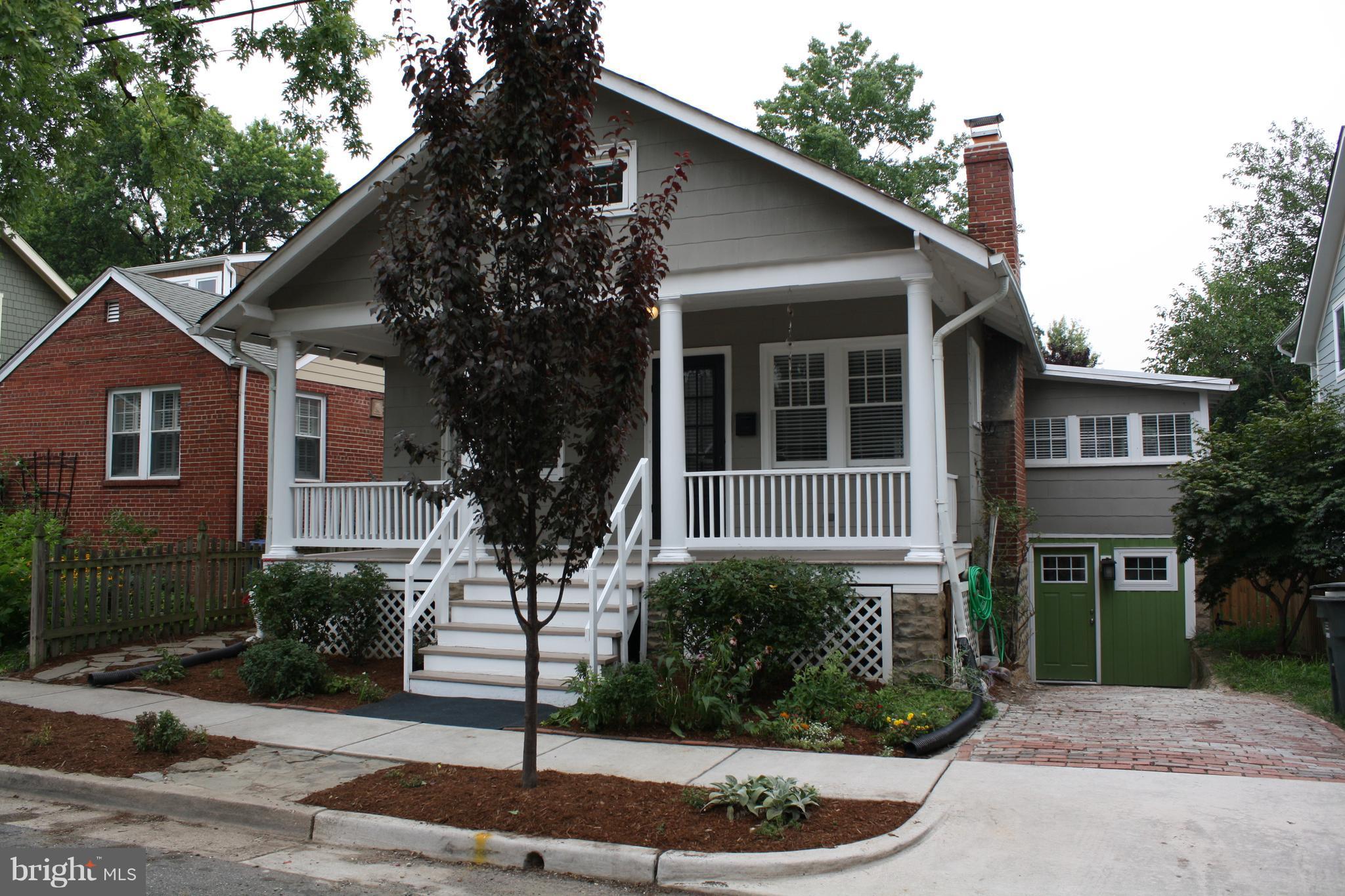 ROSEMONT - Residential Lease