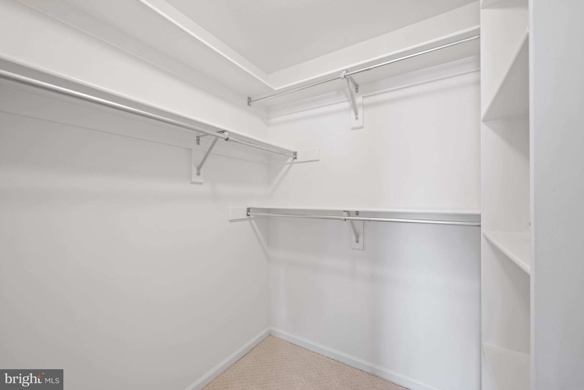 AVENEL - Residential