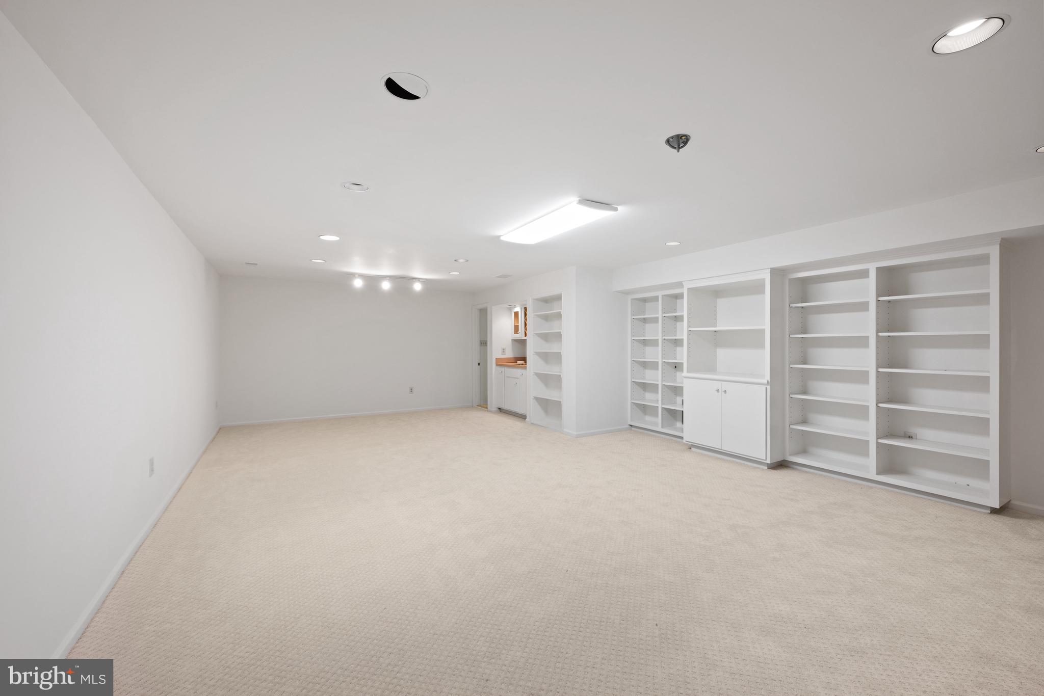 AVENEL - Residential