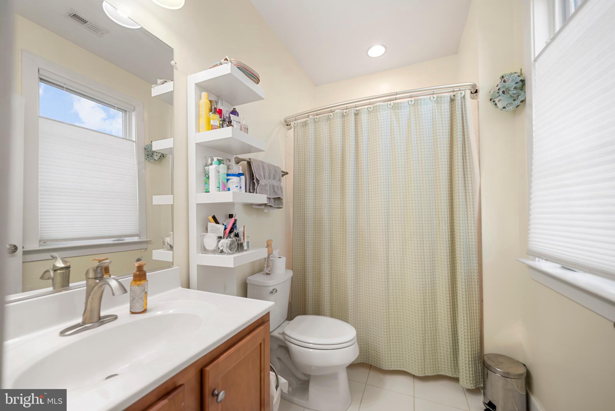 POTOMAC YARD - Residential Lease