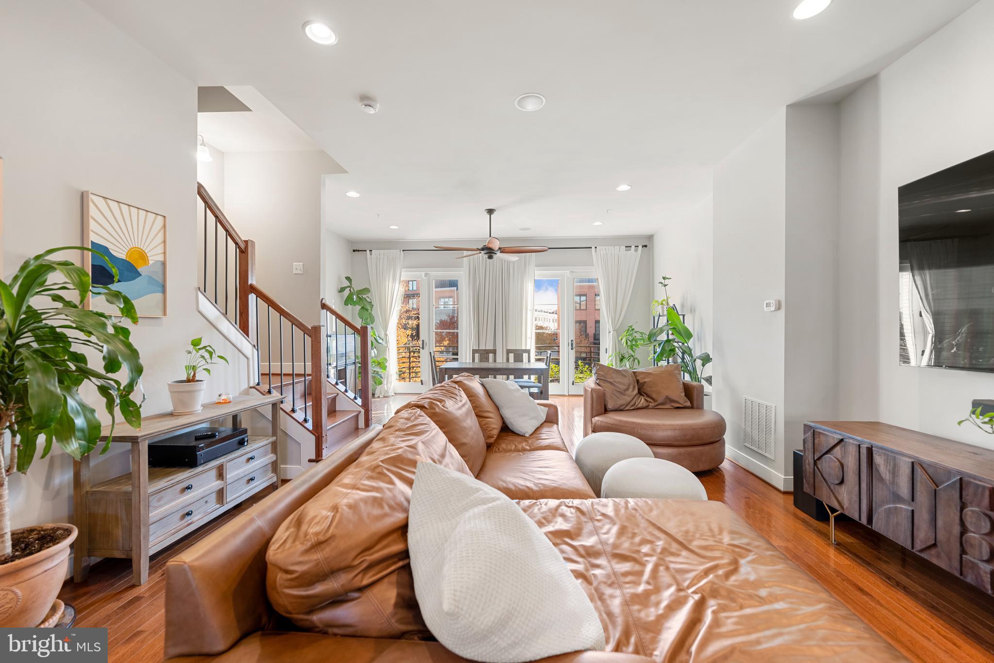 POTOMAC YARD - Residential Lease