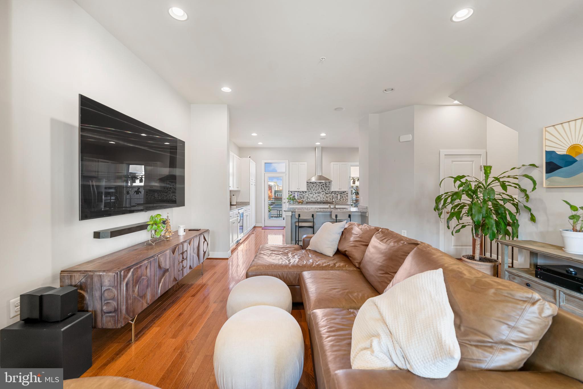 POTOMAC YARD - Residential Lease