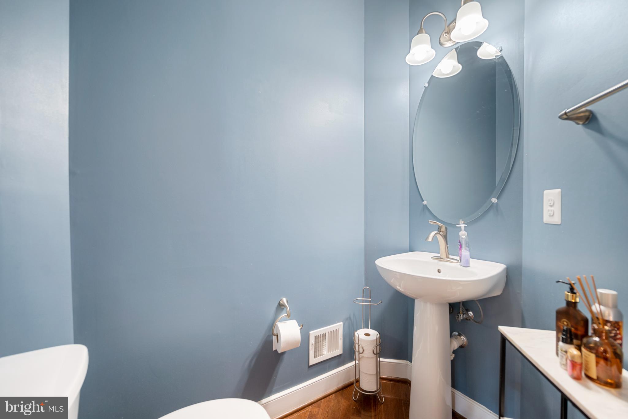 POTOMAC YARD - Residential Lease