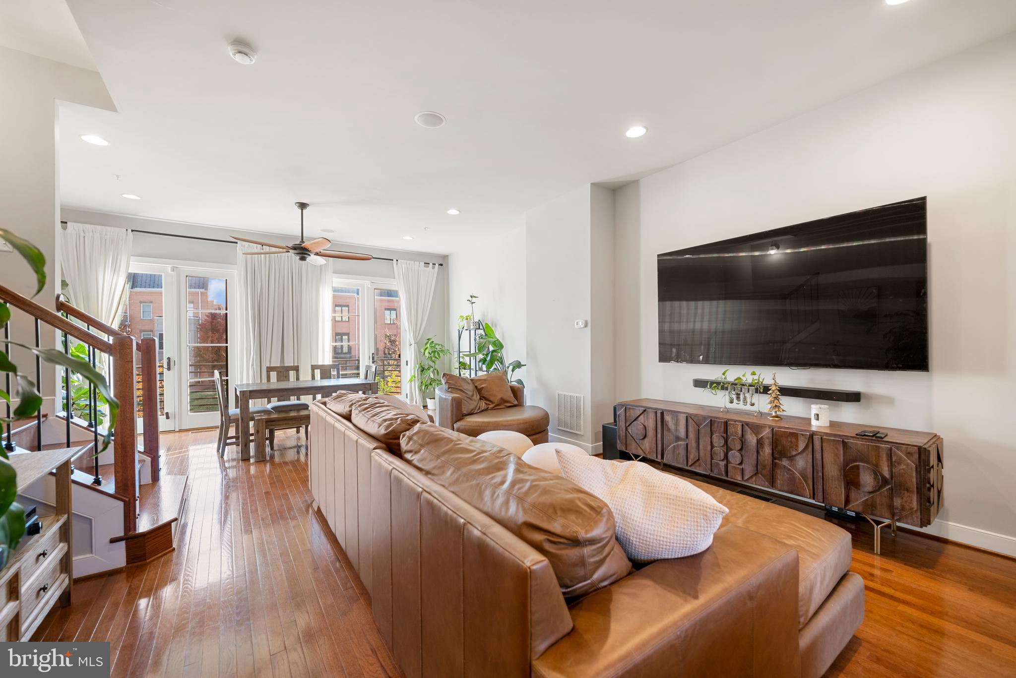 POTOMAC YARD - Residential Lease