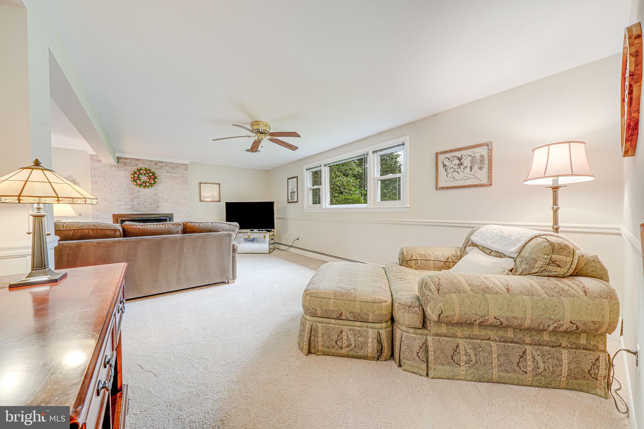 VALEWOOD MANOR - Residential