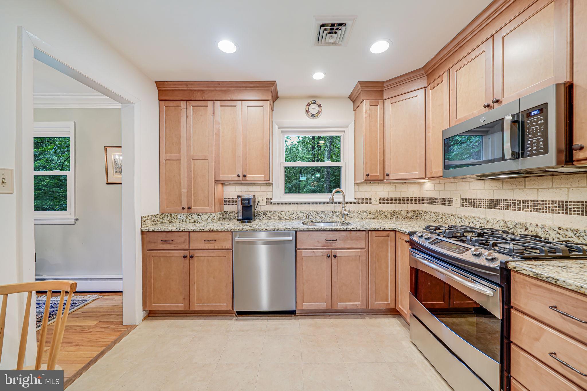 VALEWOOD MANOR - Residential