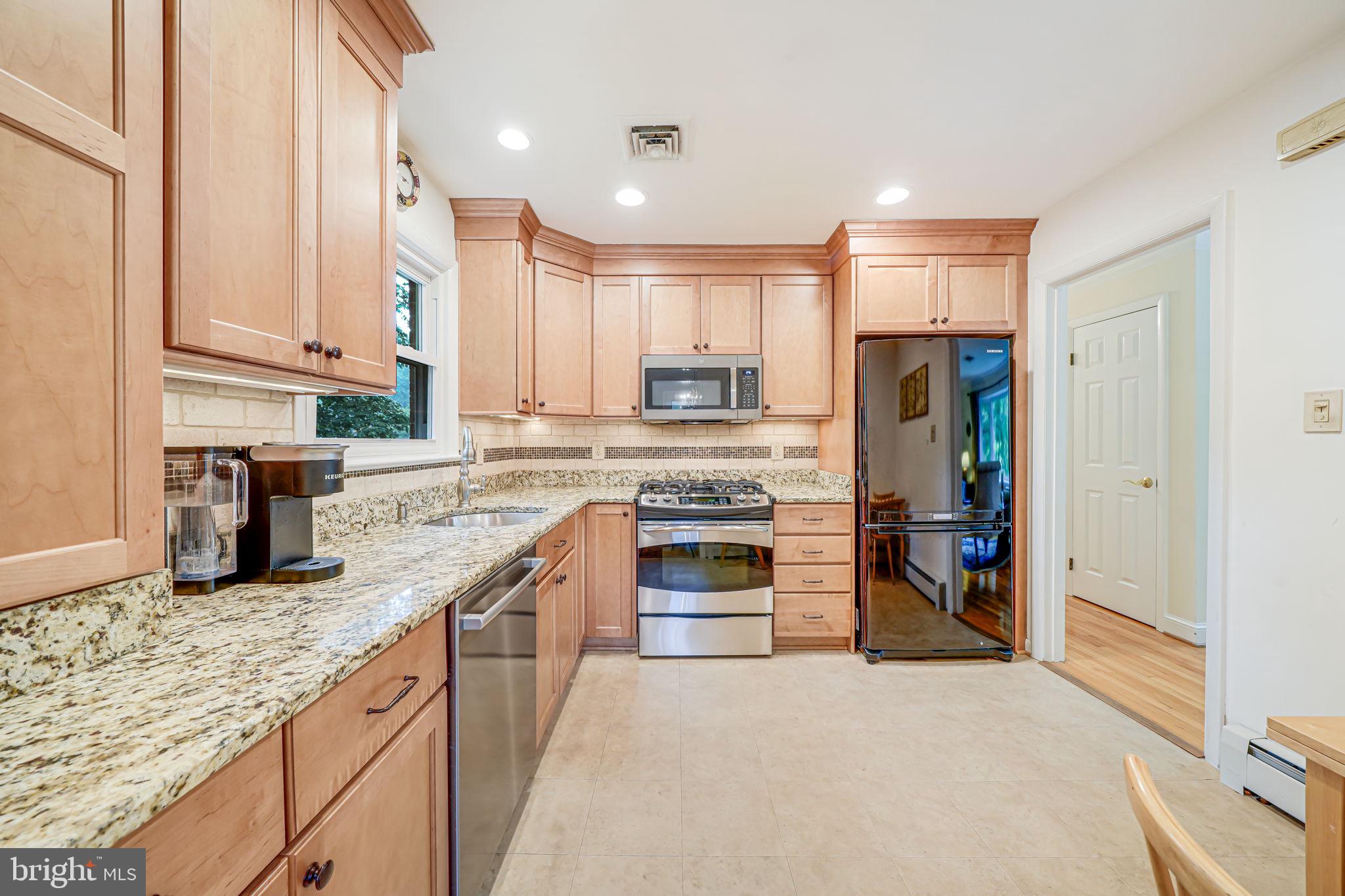 VALEWOOD MANOR - Residential