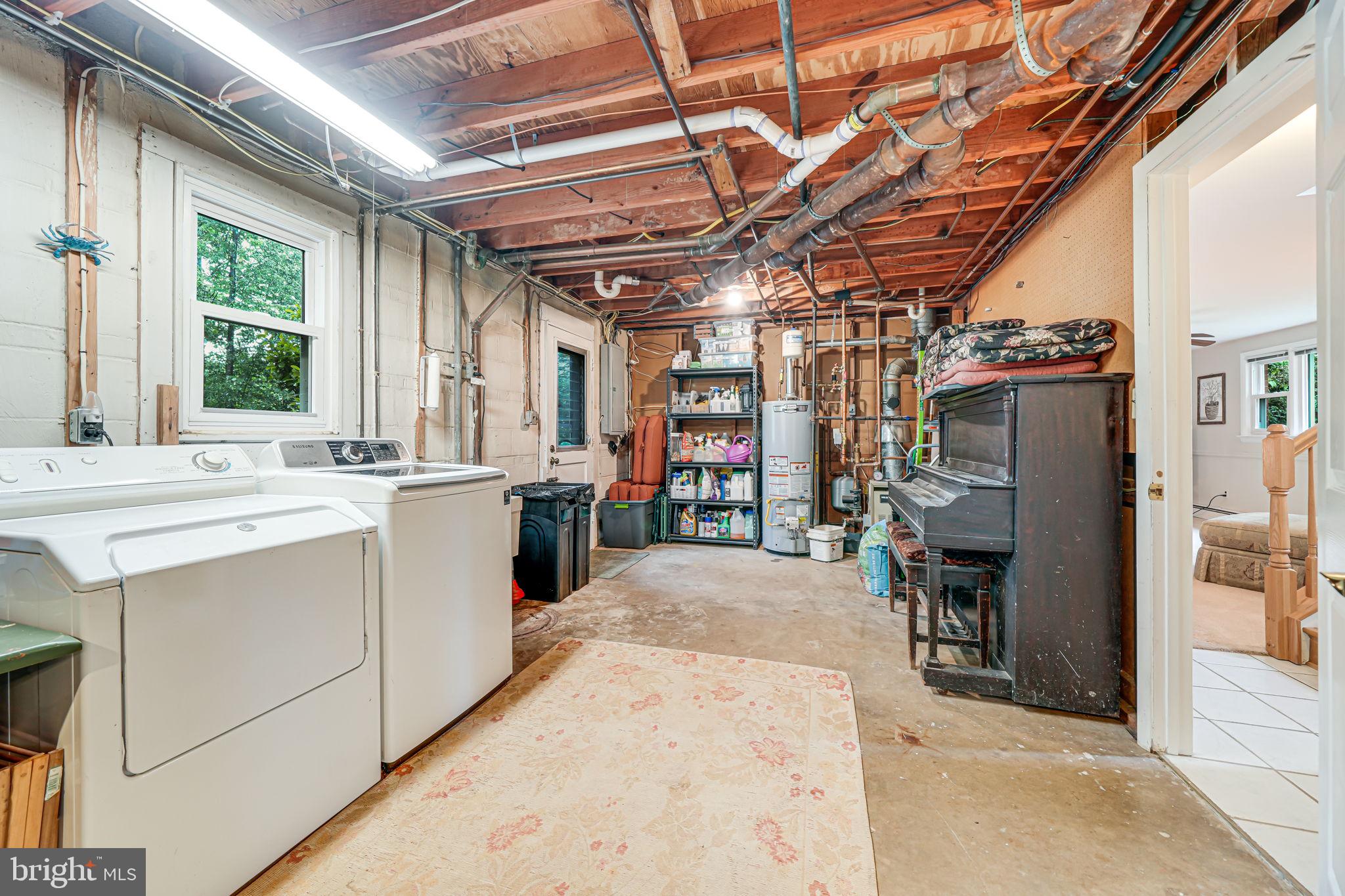 VALEWOOD MANOR - Residential