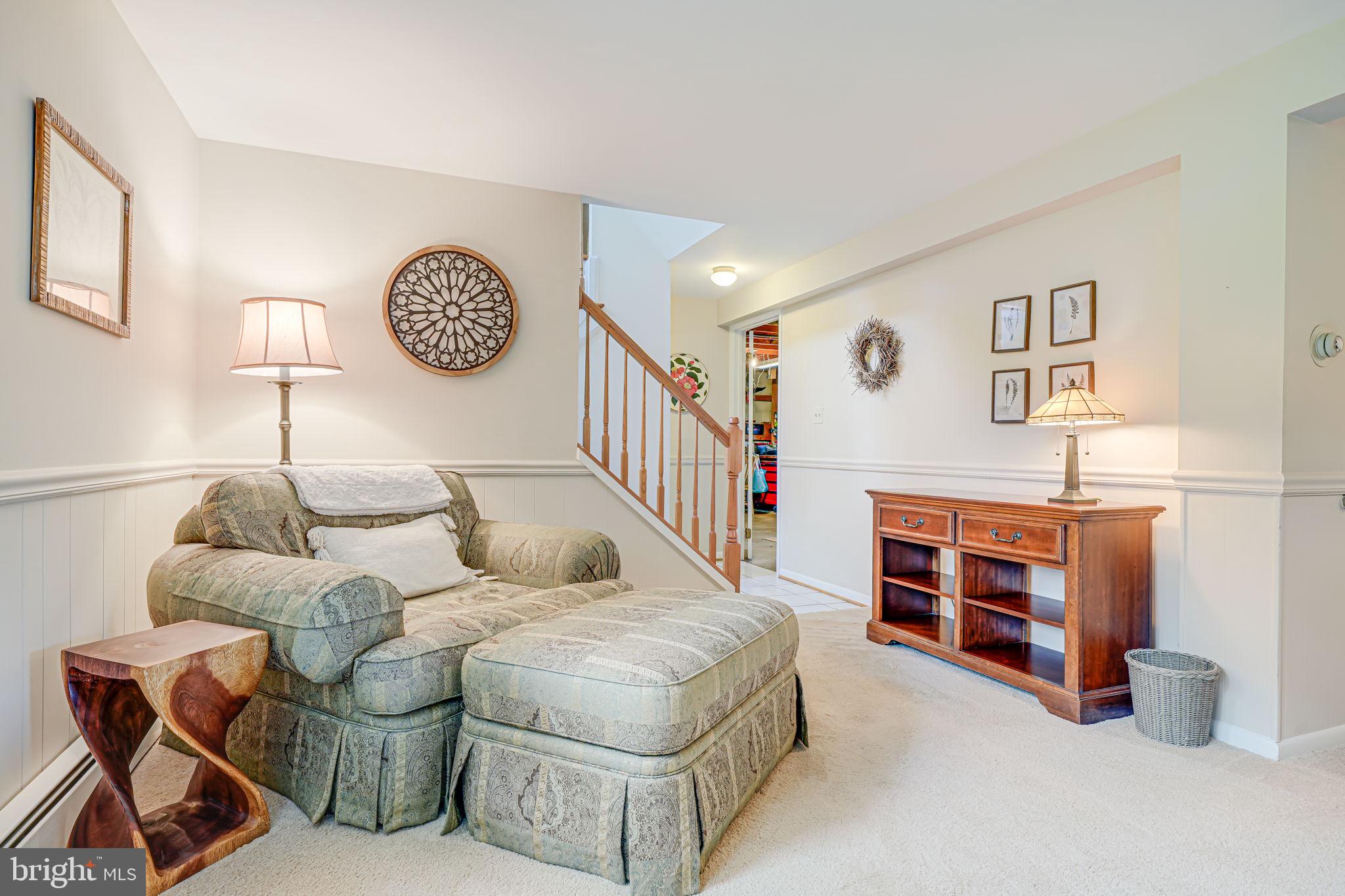 VALEWOOD MANOR - Residential