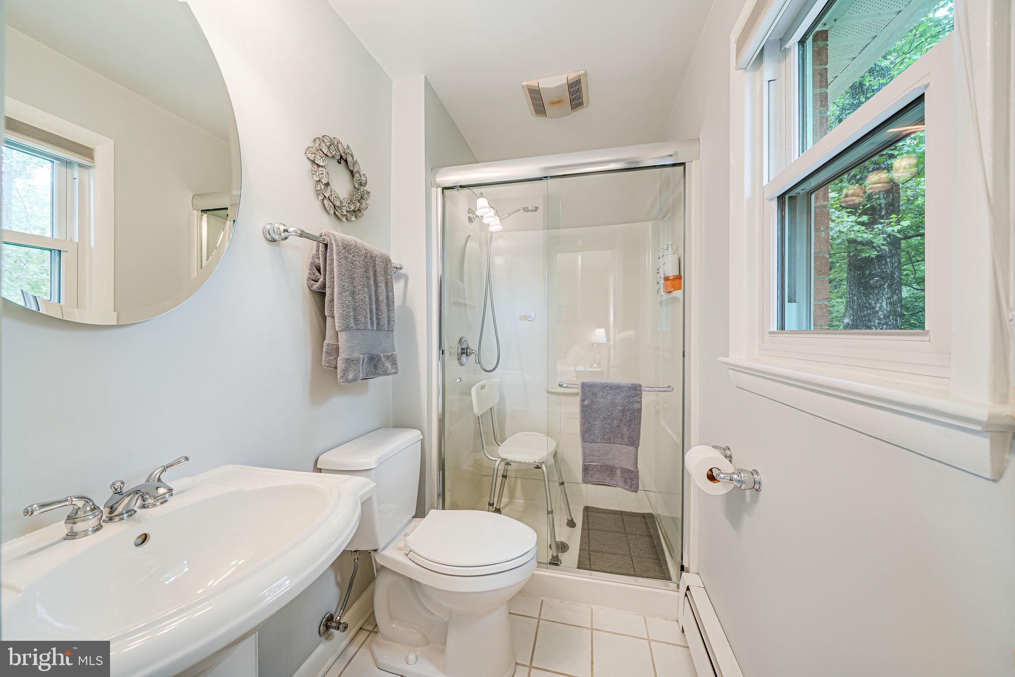 VALEWOOD MANOR - Residential