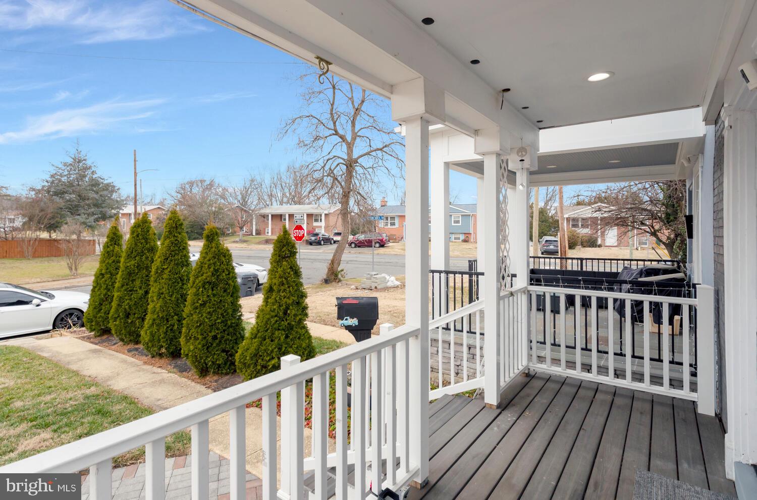 6719 RADCLIFFE DRIVE