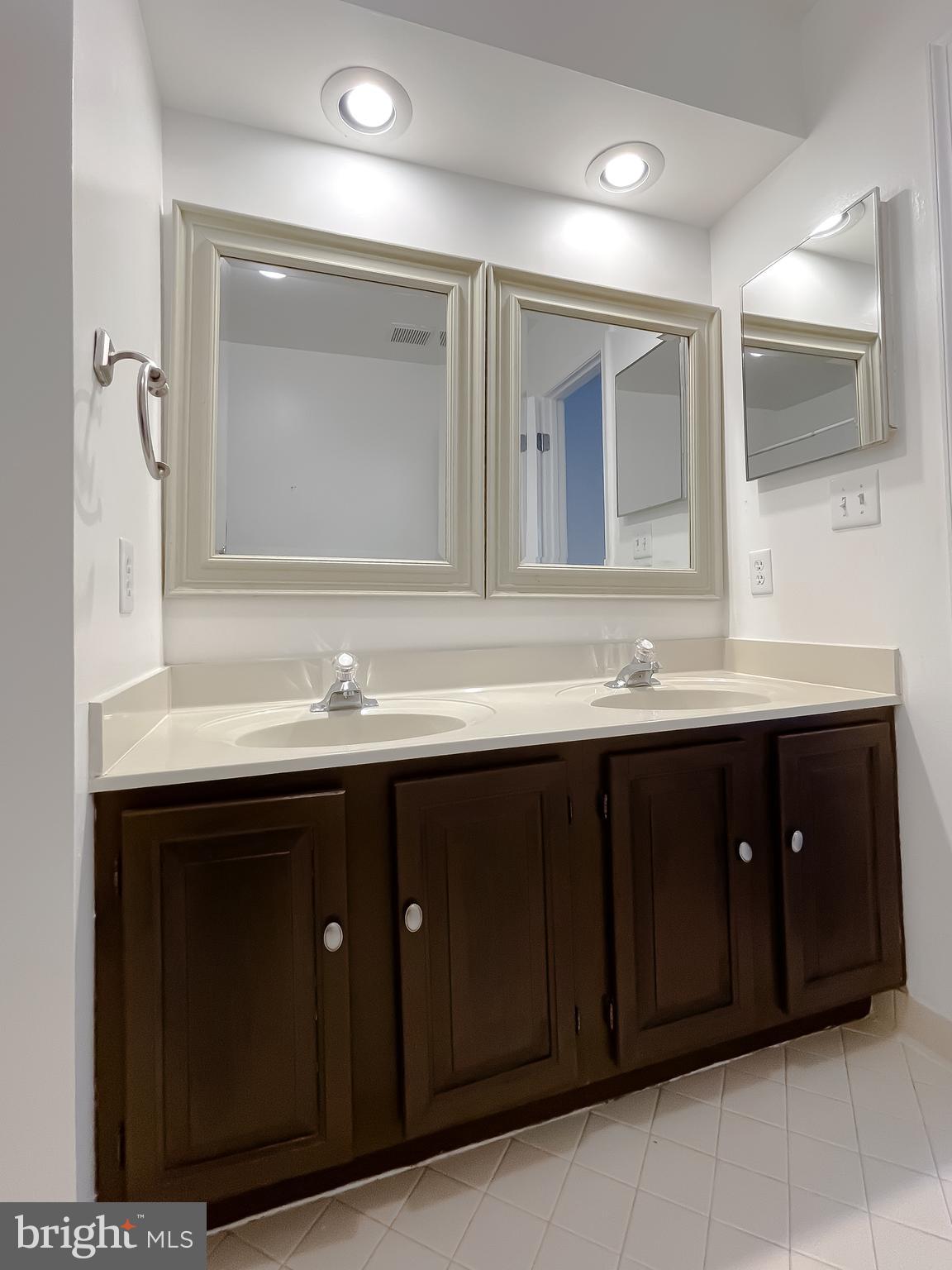 BRETON BAY PUD - Residential