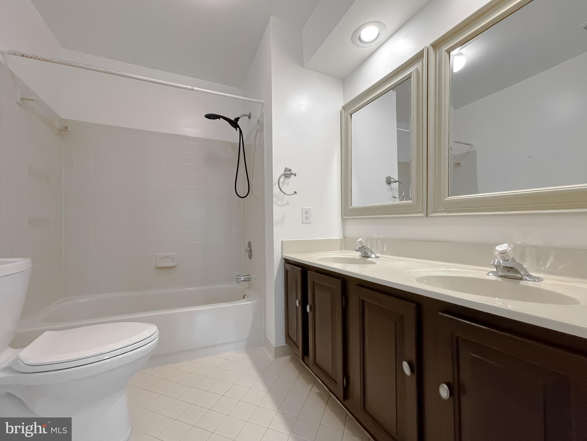 BRETON BAY PUD - Residential