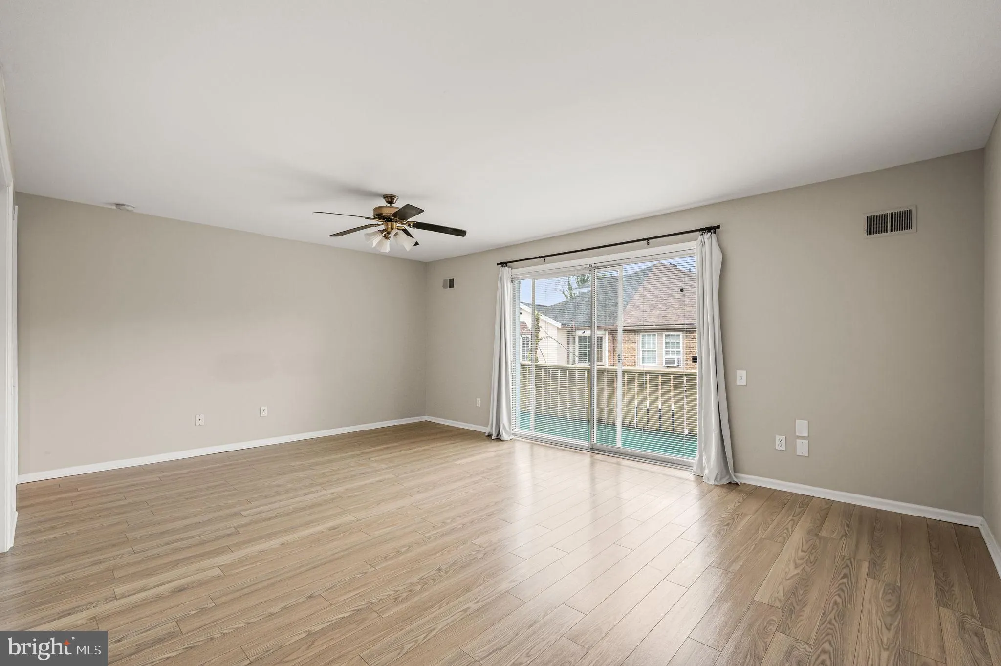 Wilmington, Delaware 19802, United States, 3 Bedrooms Bedrooms, ,3 BathroomsBathrooms,Residential,Active,173015