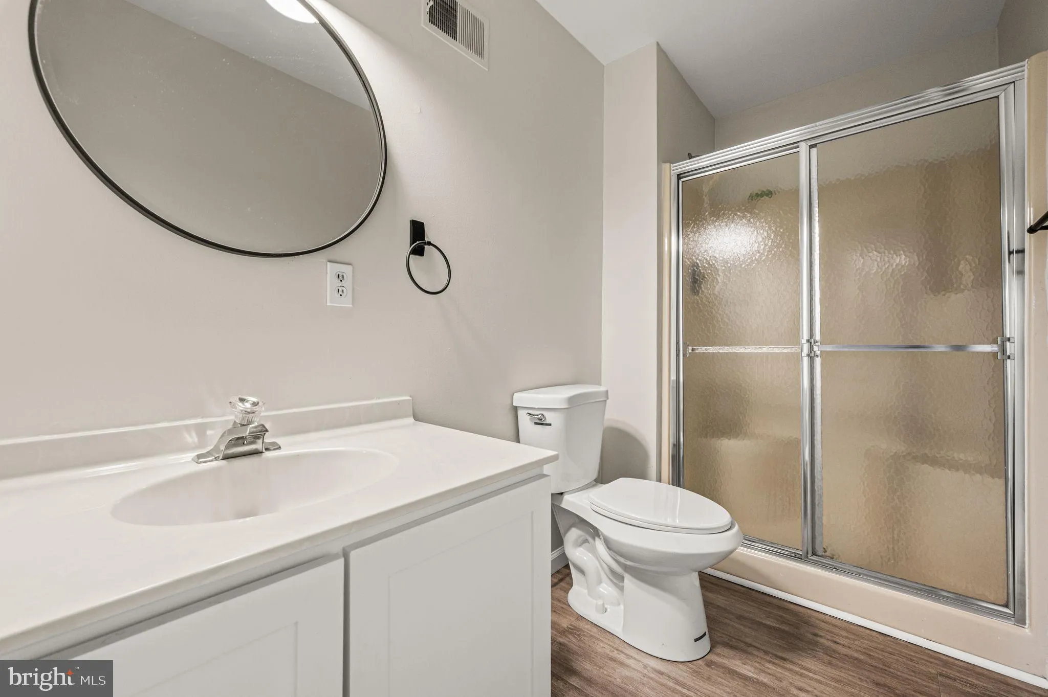 Wilmington, Delaware 19802, United States, 3 Bedrooms Bedrooms, ,3 BathroomsBathrooms,Residential,Active,173015