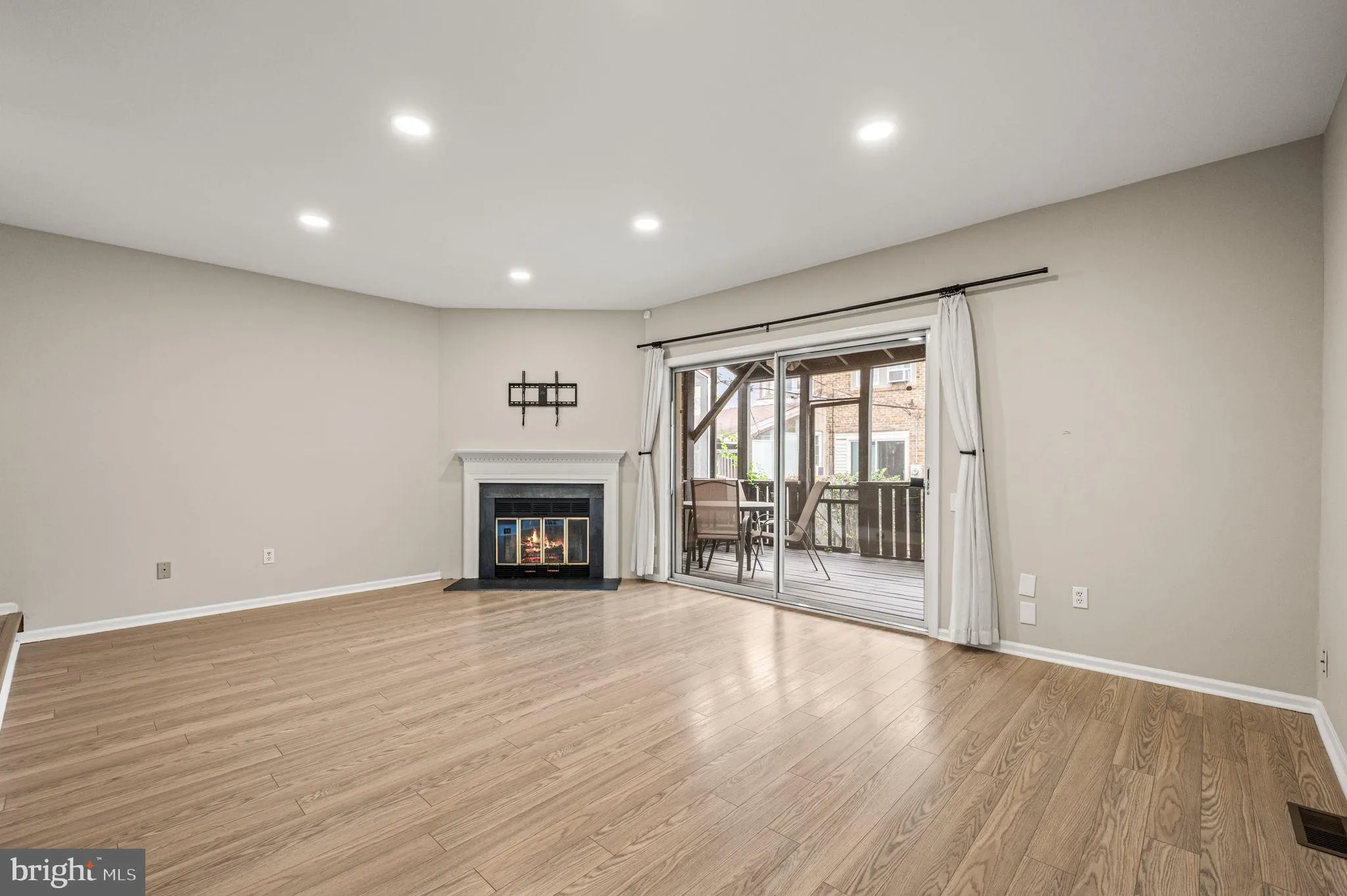 Wilmington, Delaware 19802, United States, 3 Bedrooms Bedrooms, ,3 BathroomsBathrooms,Residential,Active,173015