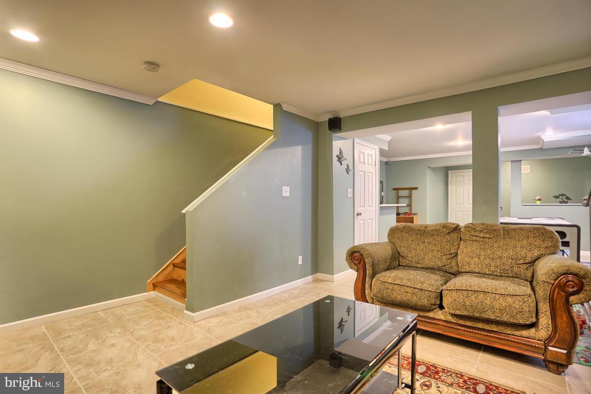 WORTHINGTON - Residential
