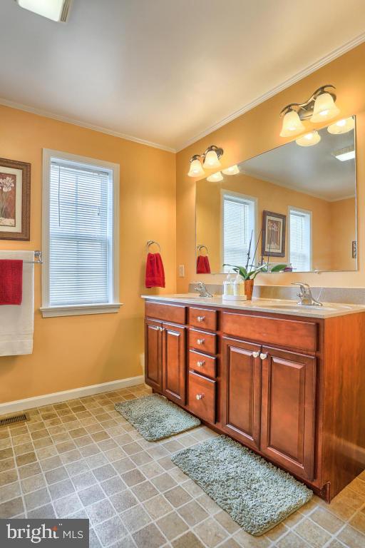 WORTHINGTON - Residential